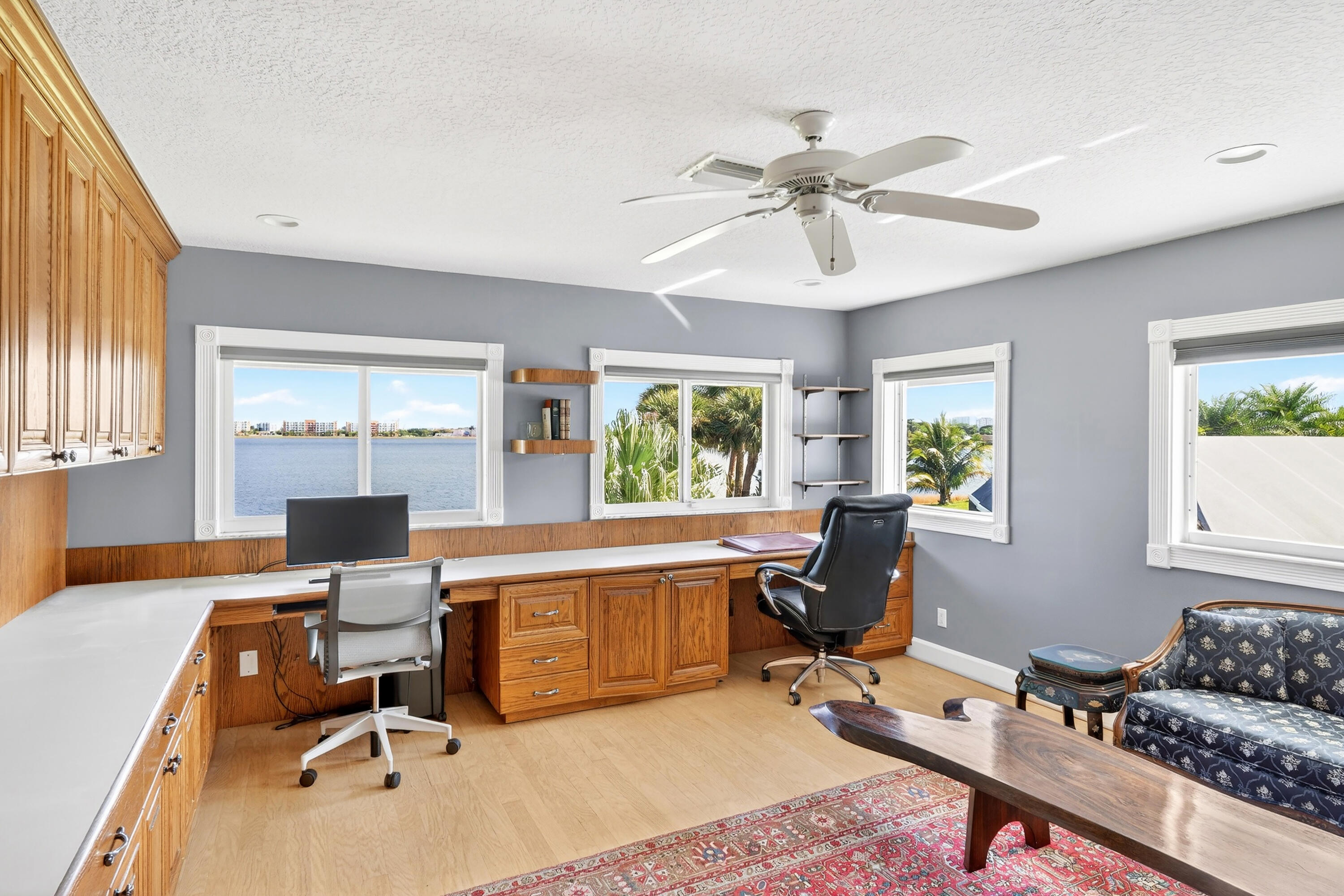 West Palm Beach, Florida, 33401, United States, 4 Bedrooms Bedrooms, ,5 BathroomsBathrooms,Residential,For Sale,2002916