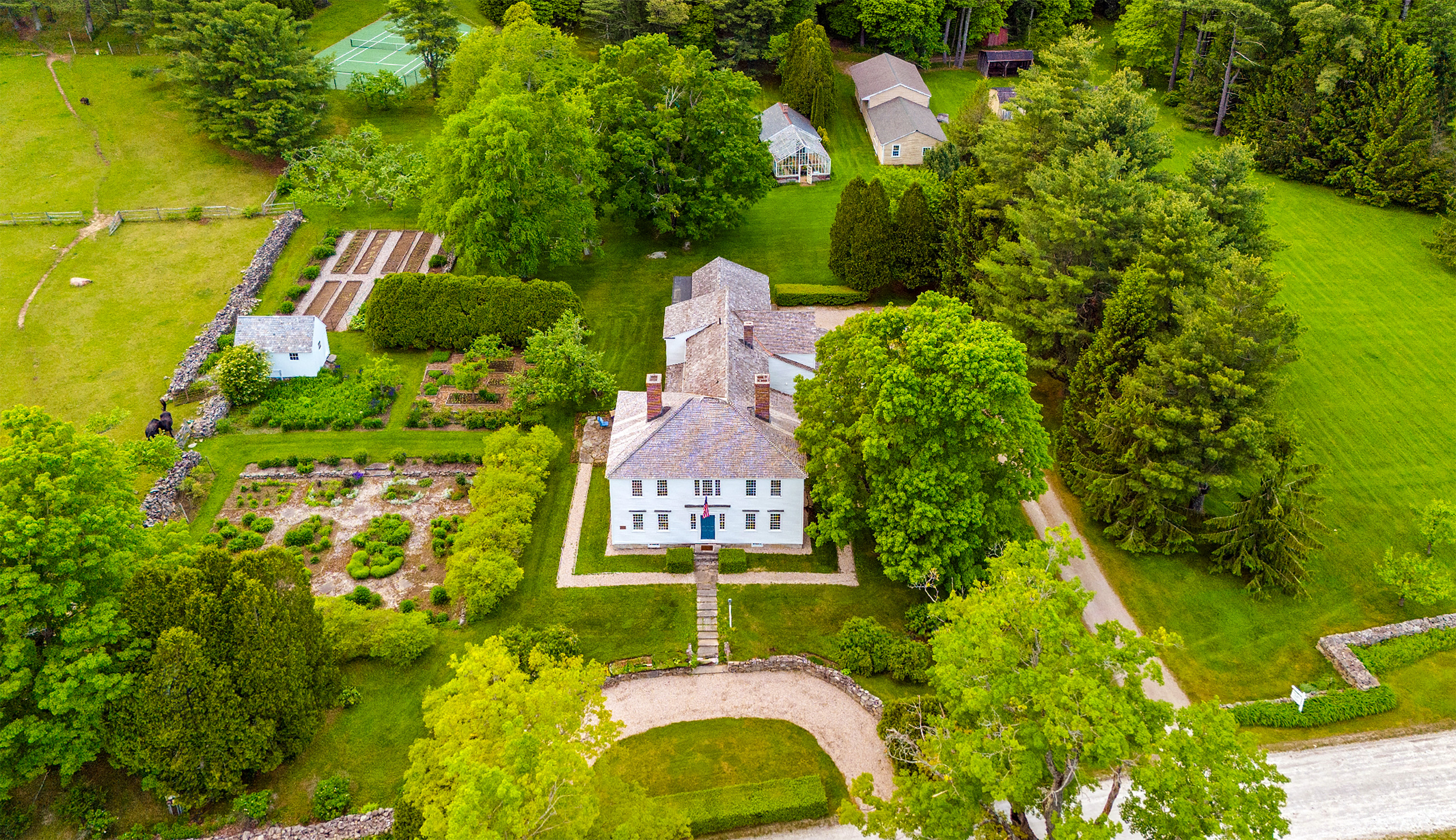  227 ACRES, 227 YEARS: 1798 COLONIAL FARM WITH SPECTACULAR ACREAGE AND RESTORED G - 物件實景