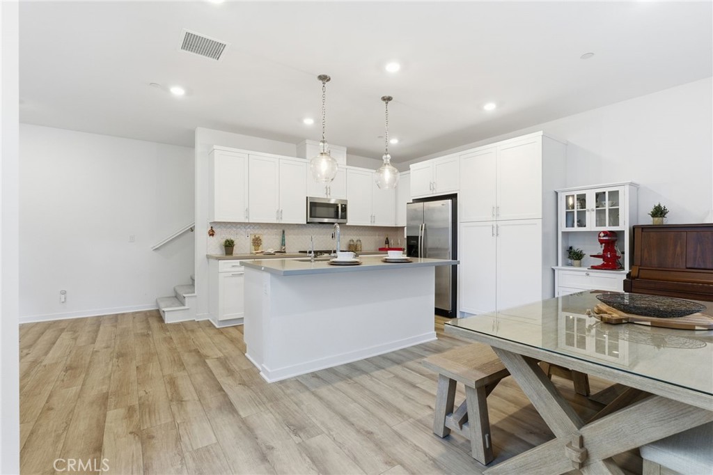 Corona, California, 92883, United States, 3 Bedrooms Bedrooms, ,3 BathroomsBathrooms,Residential,For Sale,1996400