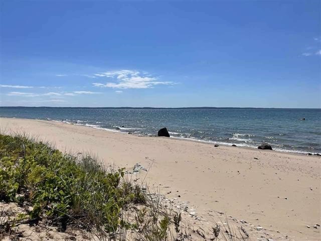 Harbor Springs, Michigan, 49740, United States, 7 Bedrooms Bedrooms, ,8 BathroomsBathrooms,Residential,For Sale,2000419