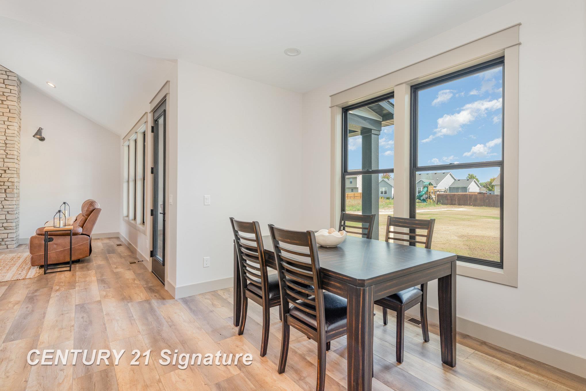 Freeland, Michigan, 48623, United States, 3 Bedrooms Bedrooms, ,3 BathroomsBathrooms,Residential,For Sale,1983558