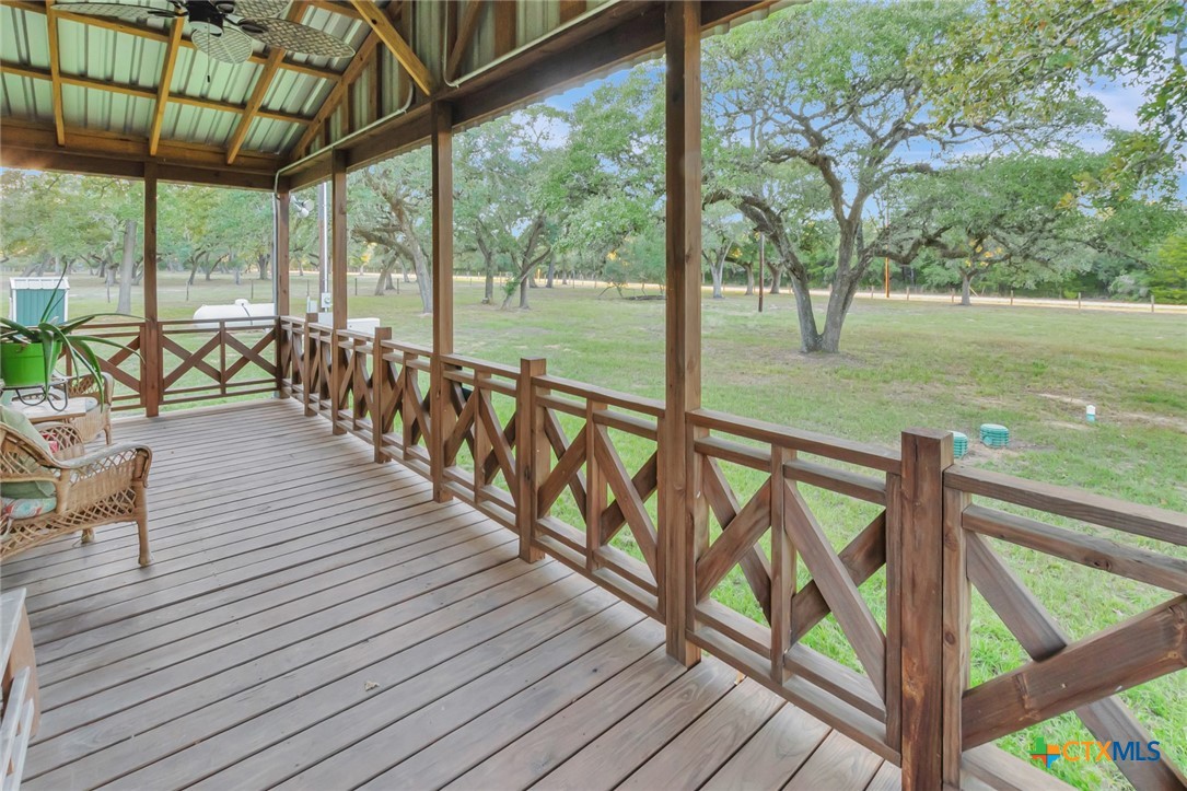 Hallettsville, Texas, 77964, United States, 2 Bedrooms Bedrooms, ,2 BathroomsBathrooms,Residential,For Sale,1989006