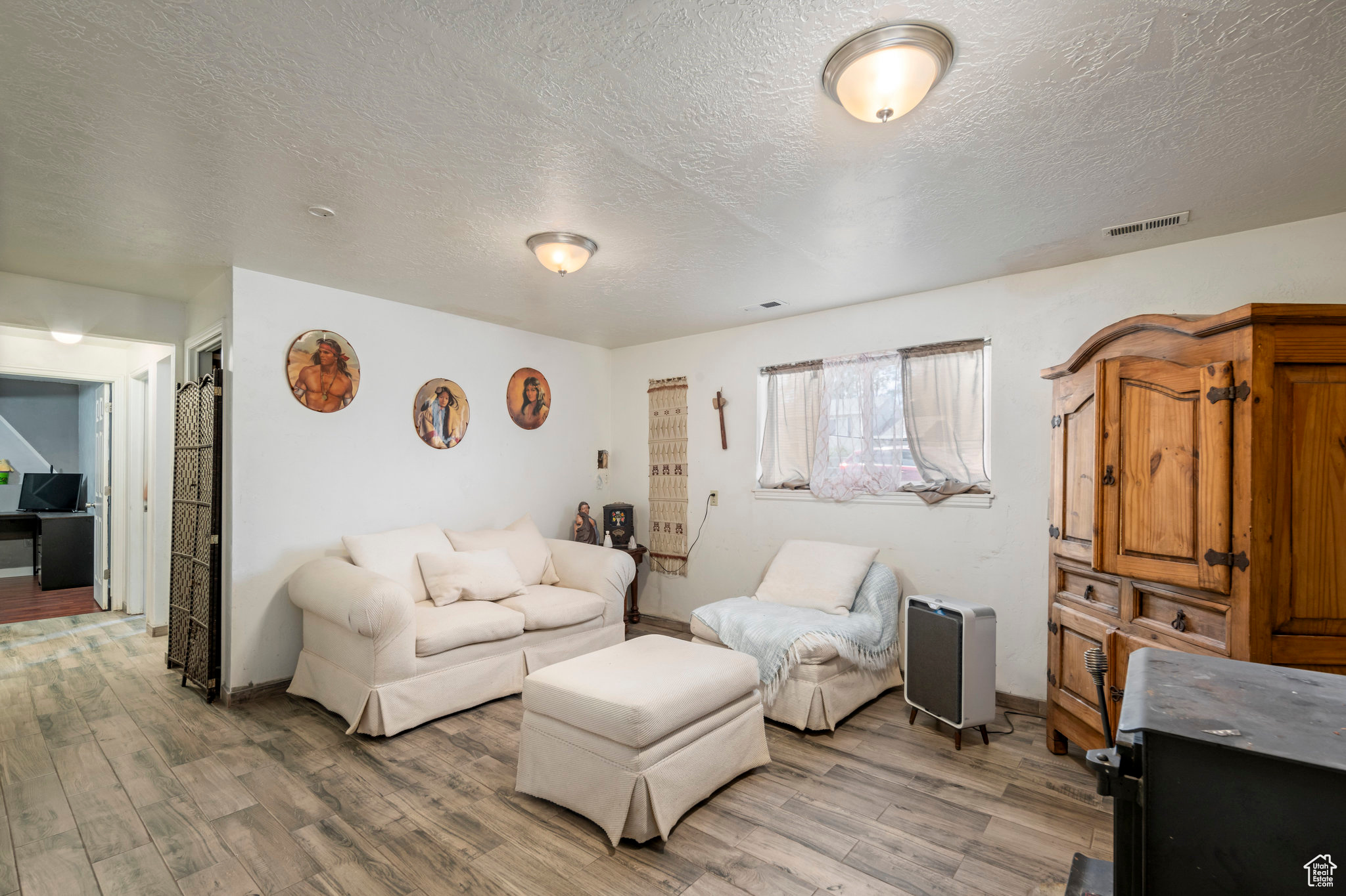 West Valley City, Utah, 84120, United States, 5 Bedrooms Bedrooms, ,2 BathroomsBathrooms,Residential,For Sale,1906860