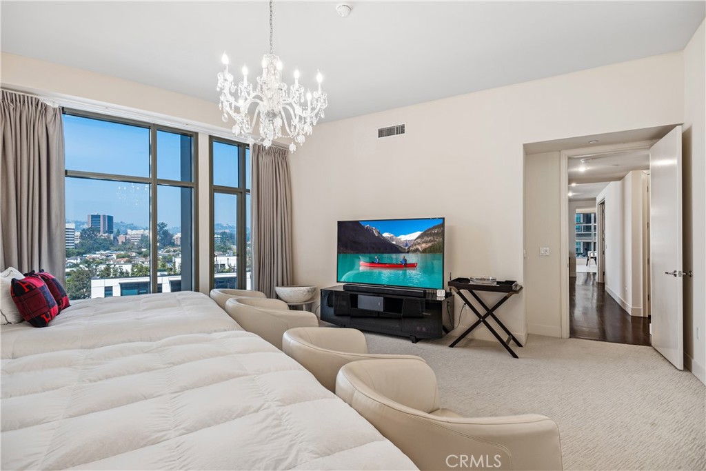 Los Angeles, California, 90024, United States, 2 Bedrooms Bedrooms, ,3 BathroomsBathrooms,Residential,For Sale,1829595