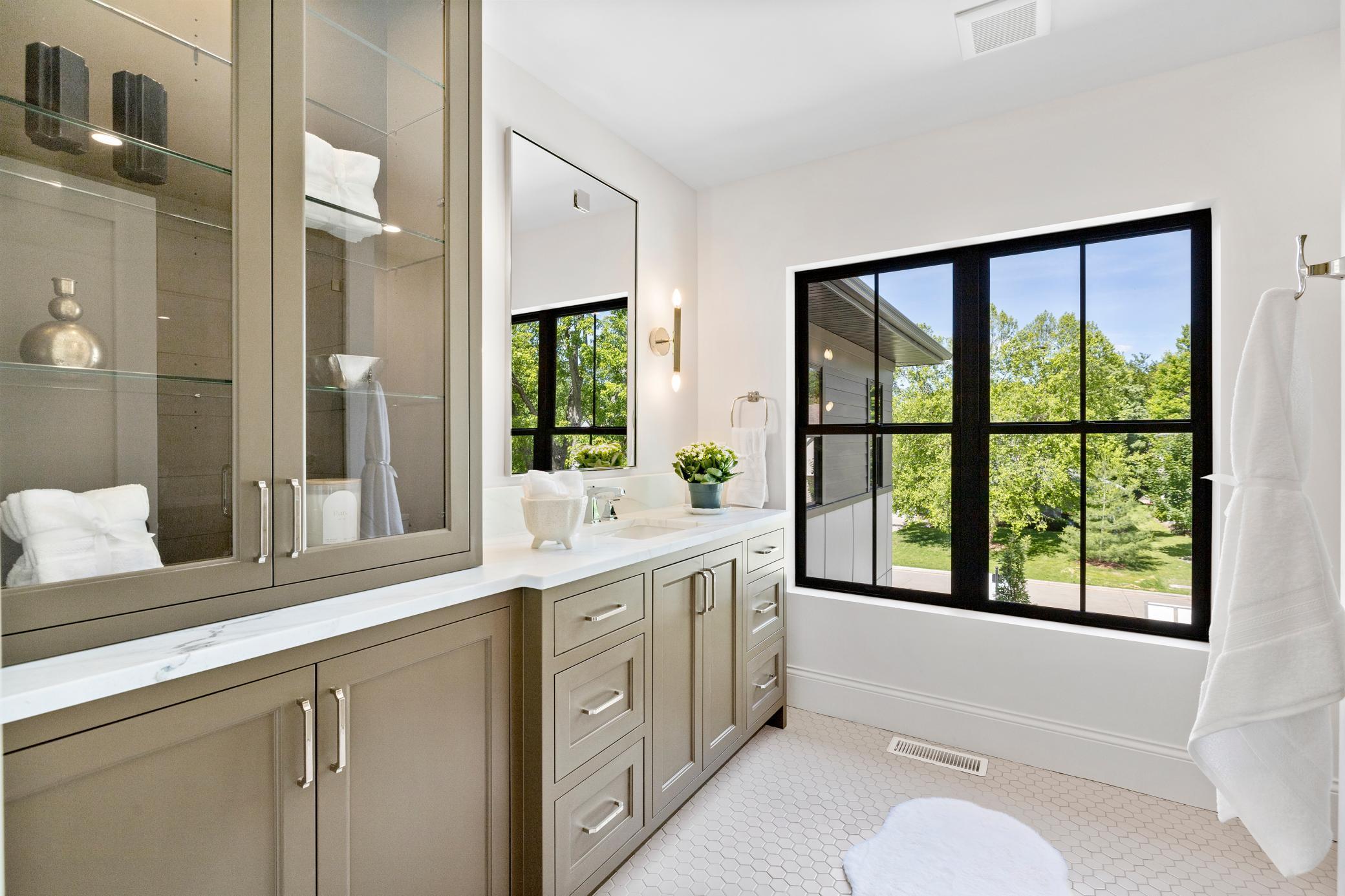 Edina, Minnesota, 55439, United States, 6 Bedrooms Bedrooms, ,3 BathroomsBathrooms,Residential,For Sale,1849926