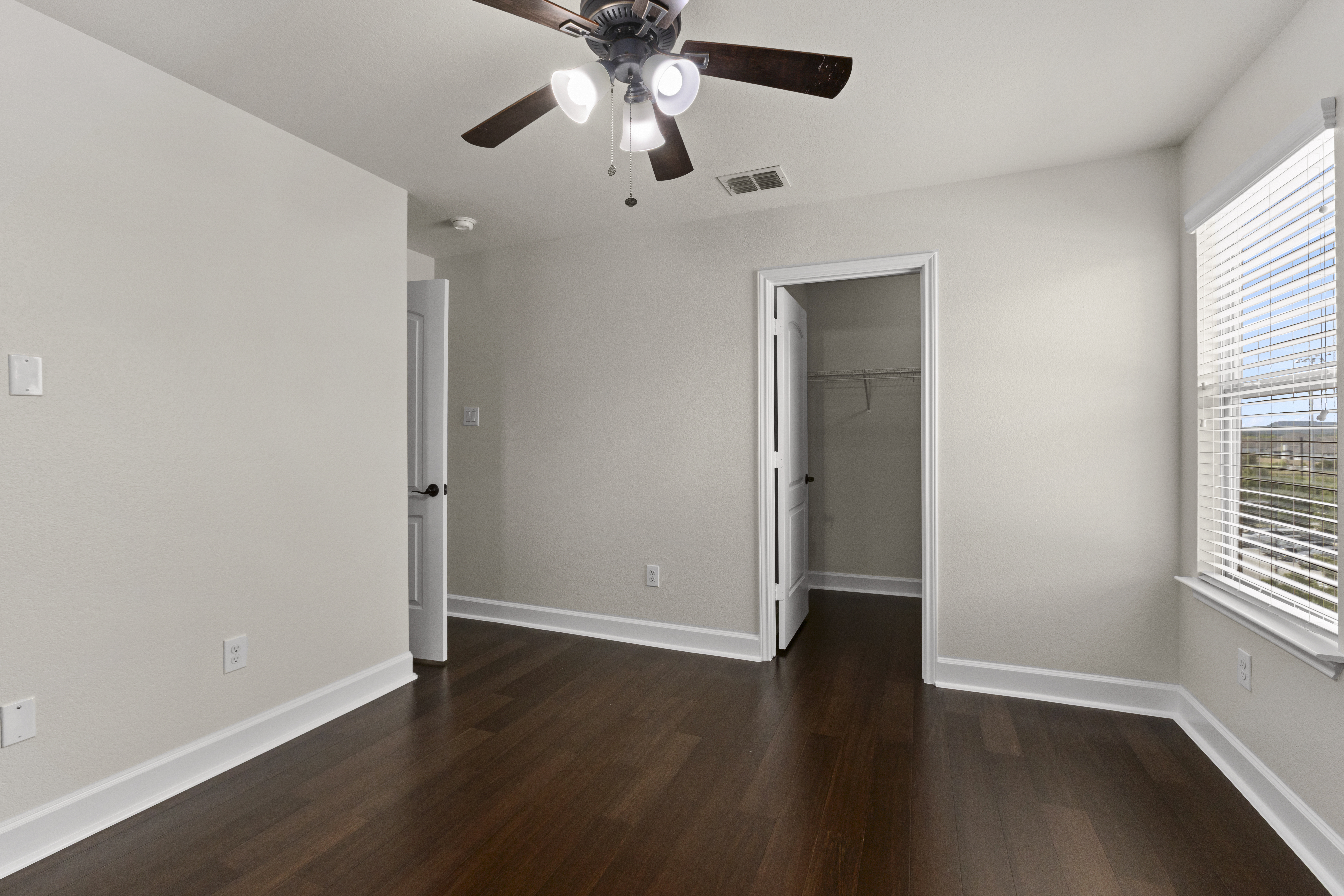  Expansive Luxury in the Heart of Presidio - 物件實景