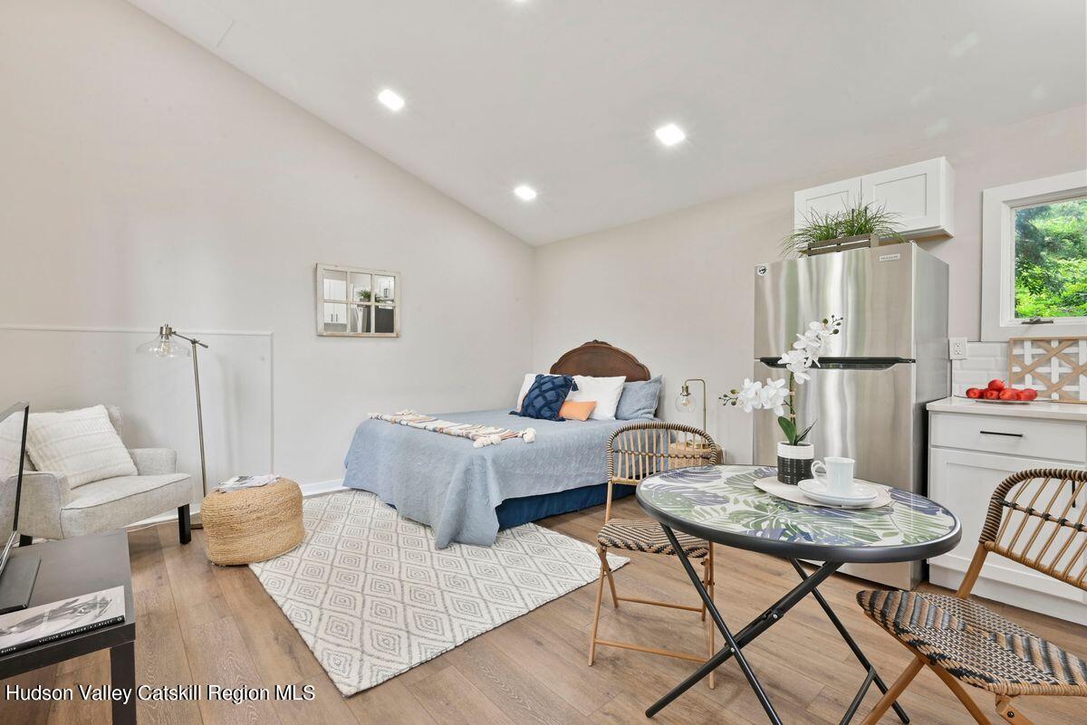 Woodstock, New York, 12498, United States, 4 Bedrooms Bedrooms, ,3 BathroomsBathrooms,Residential,For Sale,1991084