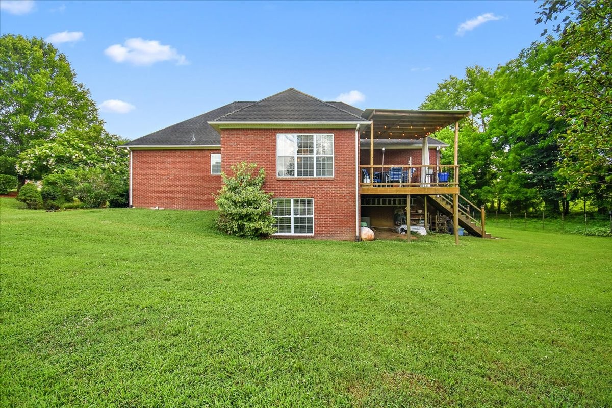 Columbia, Tennessee, 38401, United States, 4 Bedrooms Bedrooms, ,3 BathroomsBathrooms,Residential,For Sale,1897603