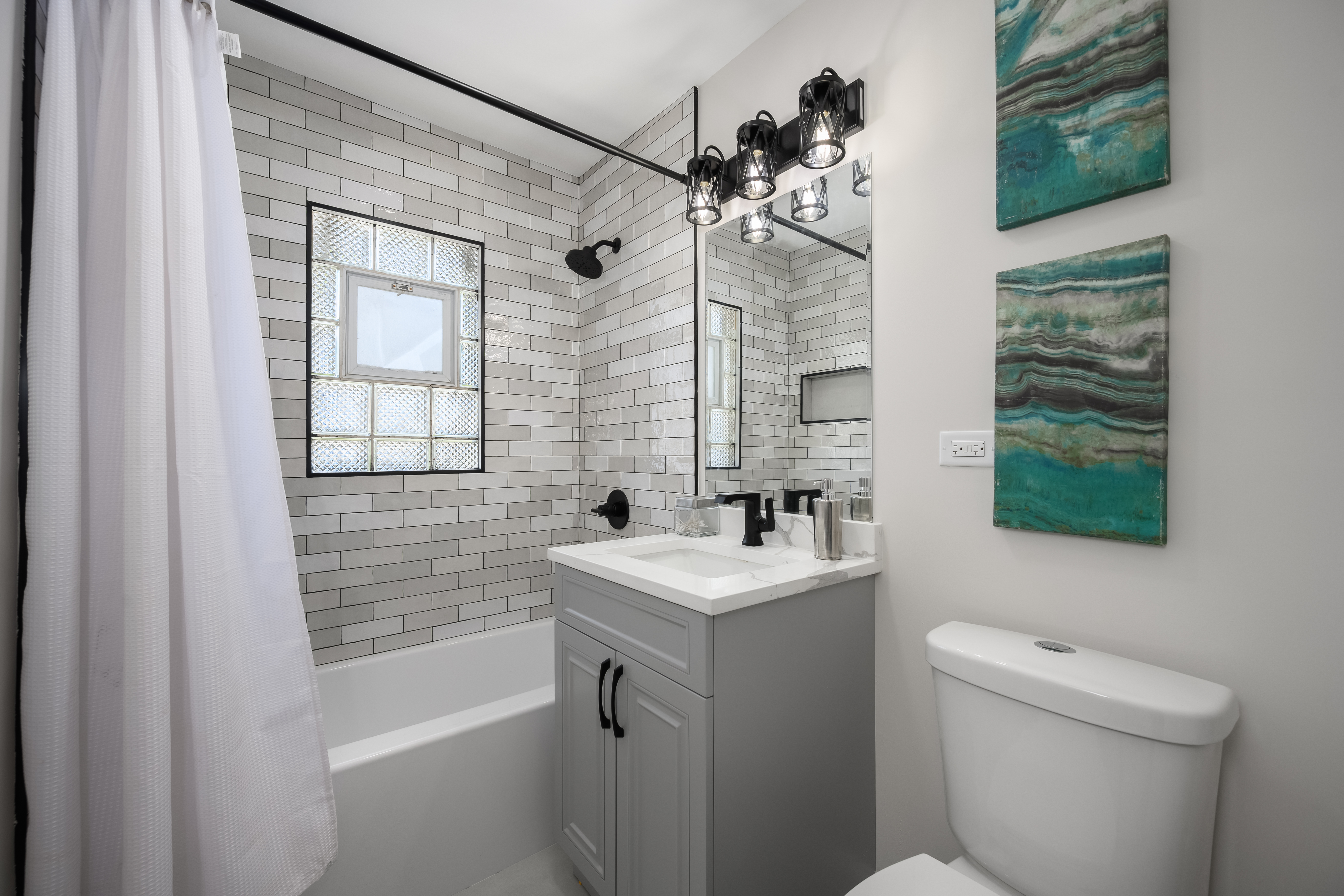  Welcome To This Beautifully Updated and Move-In-Ready Home in Countryside - 物件實景