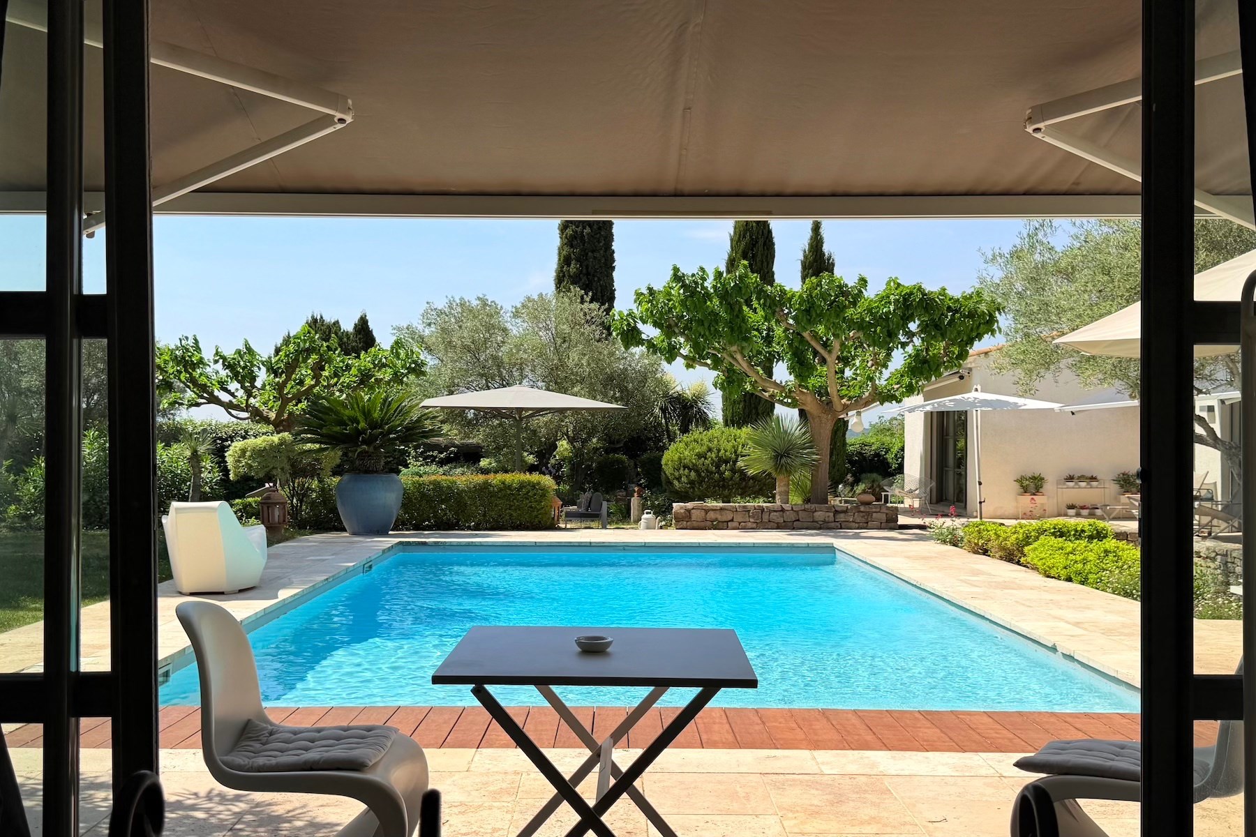  Uzès - Refined Architect-Designed Villa with Pool and Lush Gardens - 物件實景