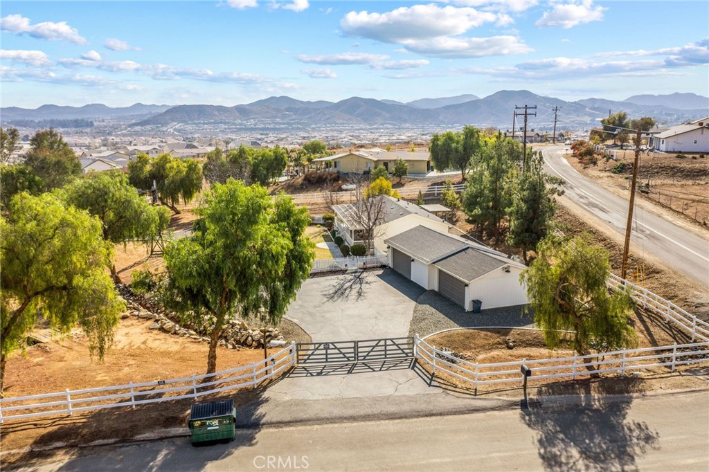 Menifee, California, 92587, United States, 4 Bedrooms Bedrooms, ,2 BathroomsBathrooms,Residential,For Sale,1921228