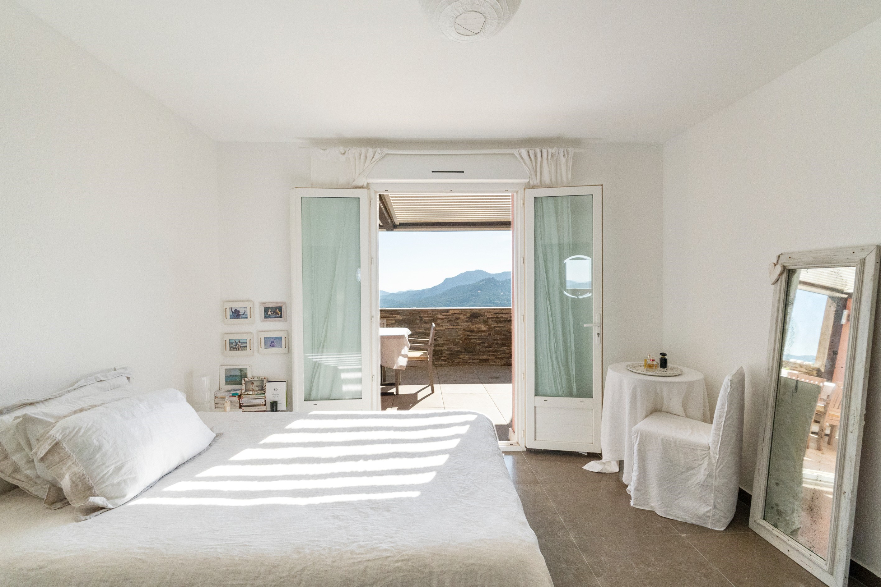  Villa for sale in Adrets-de-l’Estérel with sea view and pool, French Riviera - 物件實景
