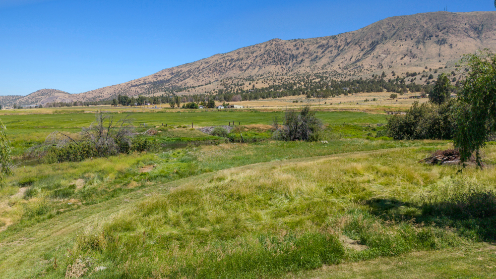 KLAMATH FALLS, Oregon, 97603, United States, 3 Bedrooms Bedrooms, ,2 BathroomsBathrooms,Residential,For Sale,1984285