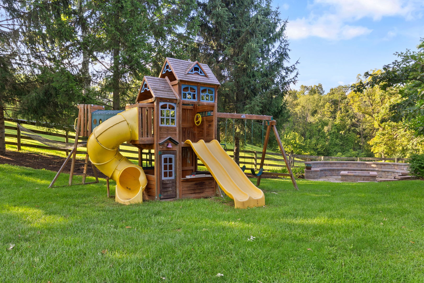 Barrington Hills, Illinois, 60010, United States, 5 Bedrooms Bedrooms, ,5 BathroomsBathrooms,Residential,For Sale,1938528