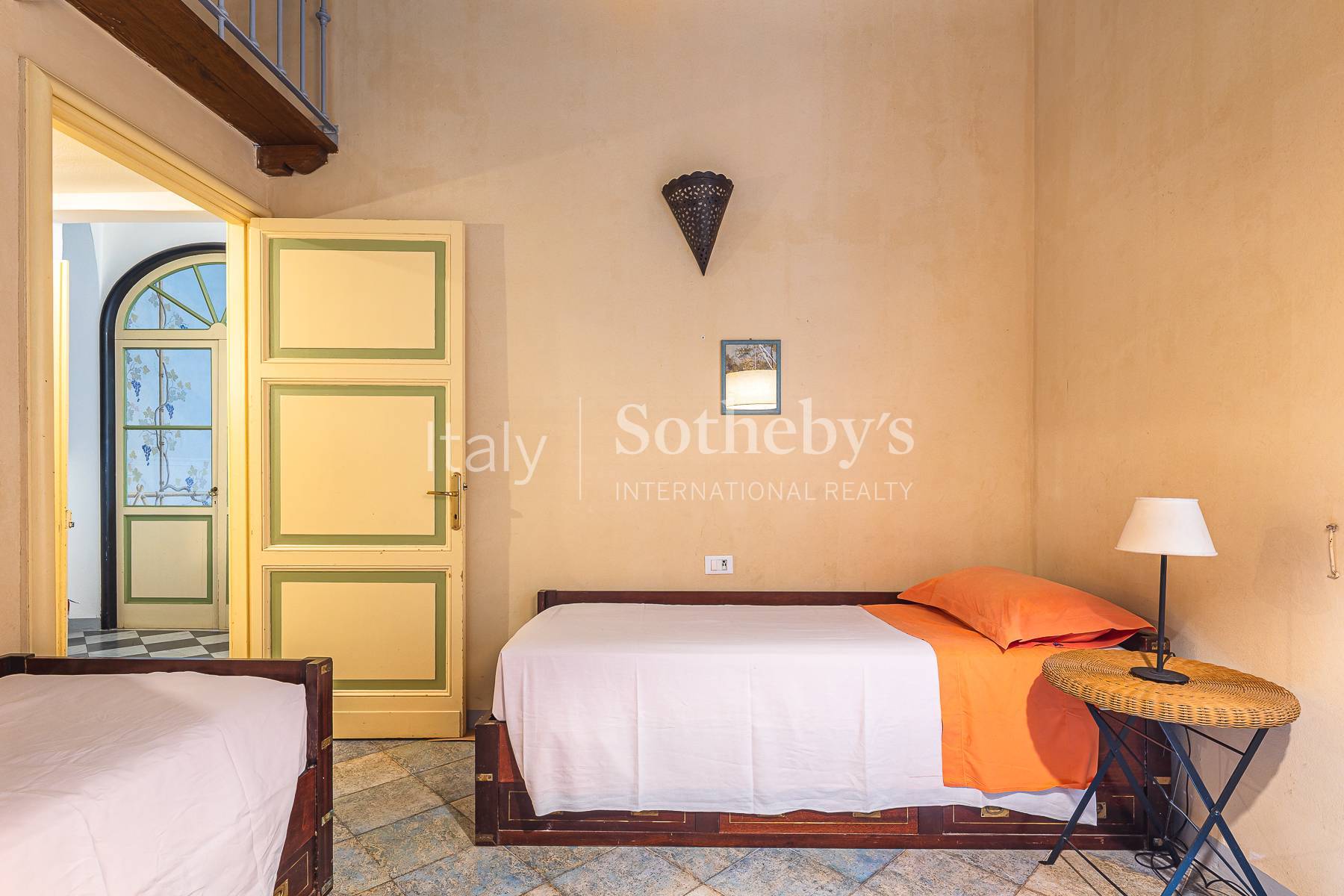 Magnificent Property with Direct Access to the Sea - 物件實景