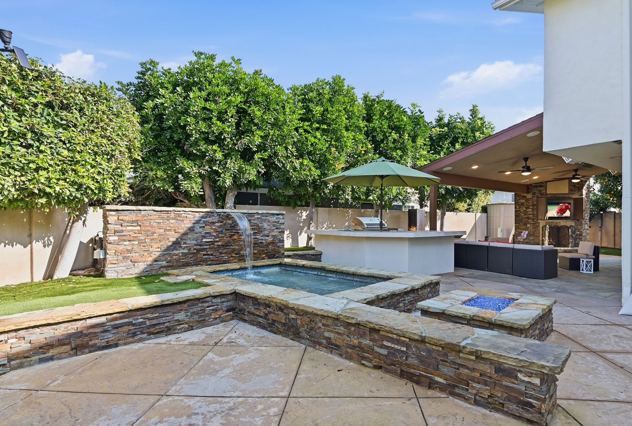 La Palma, California, 90623, United States, 4 Bedrooms Bedrooms, ,3 BathroomsBathrooms,Residential,For Sale,2015346