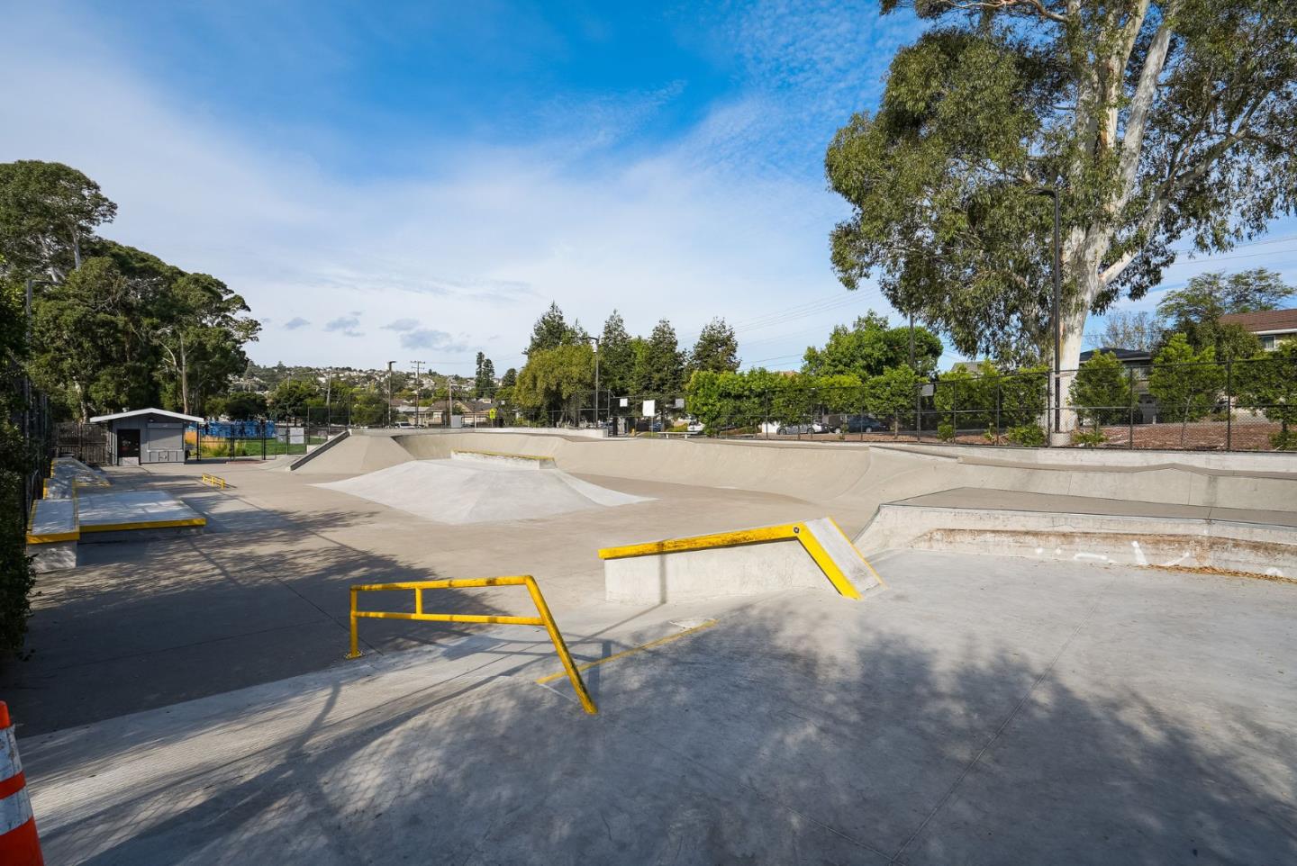 Millbrae, California, 94030, United States, 4 Bedrooms Bedrooms, ,3 BathroomsBathrooms,Residential,For Sale,1989349