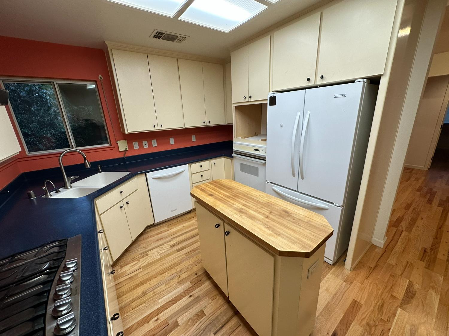 Davis, California, 95616, United States, 3 Bedrooms Bedrooms, ,3 BathroomsBathrooms,Residential,For Sale,1846726