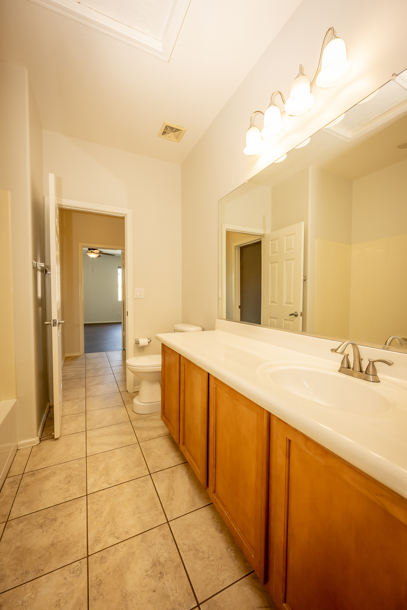 ANTHEM, Arizona, 85086, United States, 4 Bedrooms Bedrooms, ,2 BathroomsBathrooms,Residential,For Sale,1937627