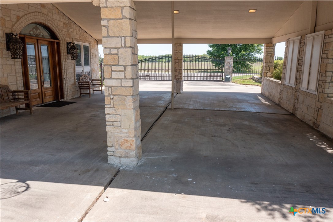 Edna, Texas, 77957, United States, 5 Bedrooms Bedrooms, ,5 BathroomsBathrooms,Residential,For Sale,1770365