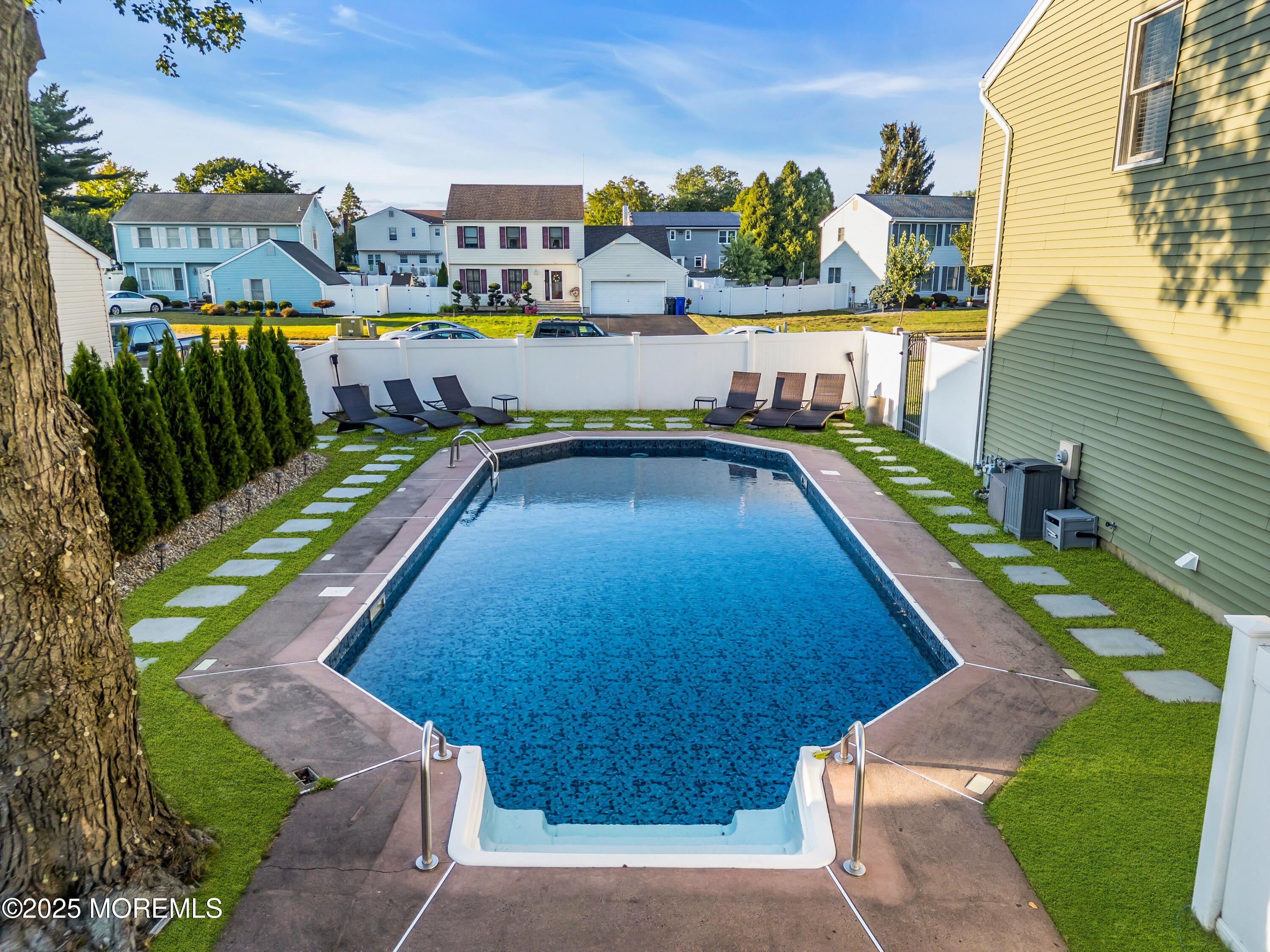 Toms River, New Jersey, 08753, United States, 4 Bedrooms Bedrooms, ,3 BathroomsBathrooms,Residential,For Sale,1937688