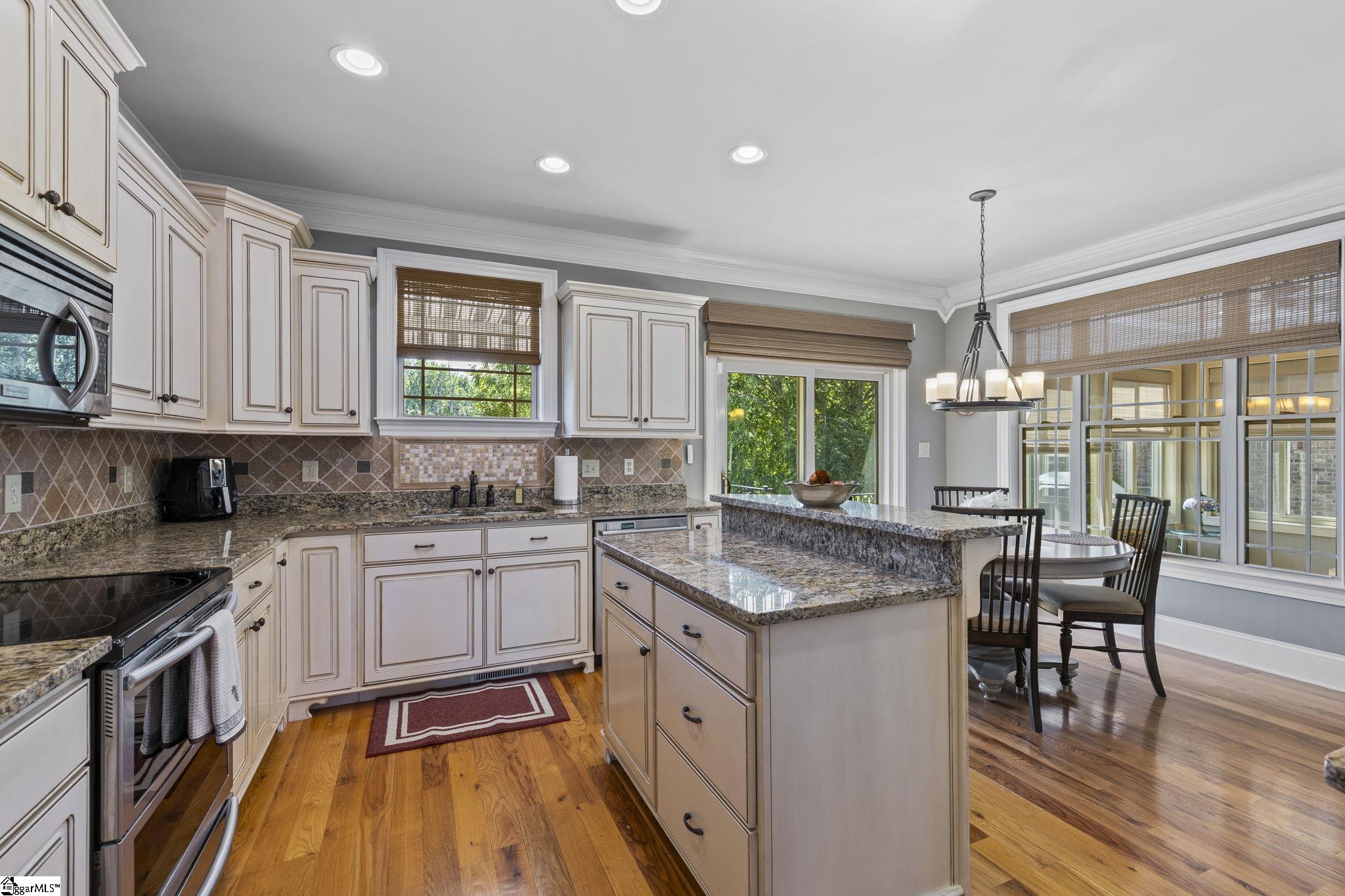 Inman, South Carolina, 29349, United States, 4 Bedrooms Bedrooms, ,3 BathroomsBathrooms,Residential,For Sale,1925169