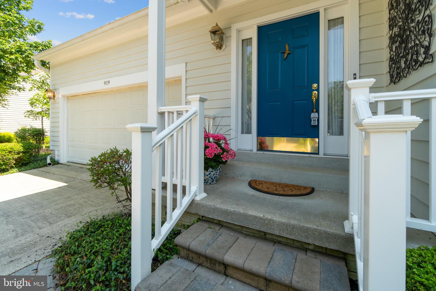Annapolis, Maryland, 21403, United States, 4 Bedrooms Bedrooms, ,3 BathroomsBathrooms,Residential,For Sale,1925191
