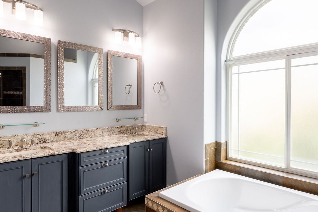 Billings, Montana, 59101, United States, 6 Bedrooms Bedrooms, ,4 BathroomsBathrooms,Residential,For Sale,2049164