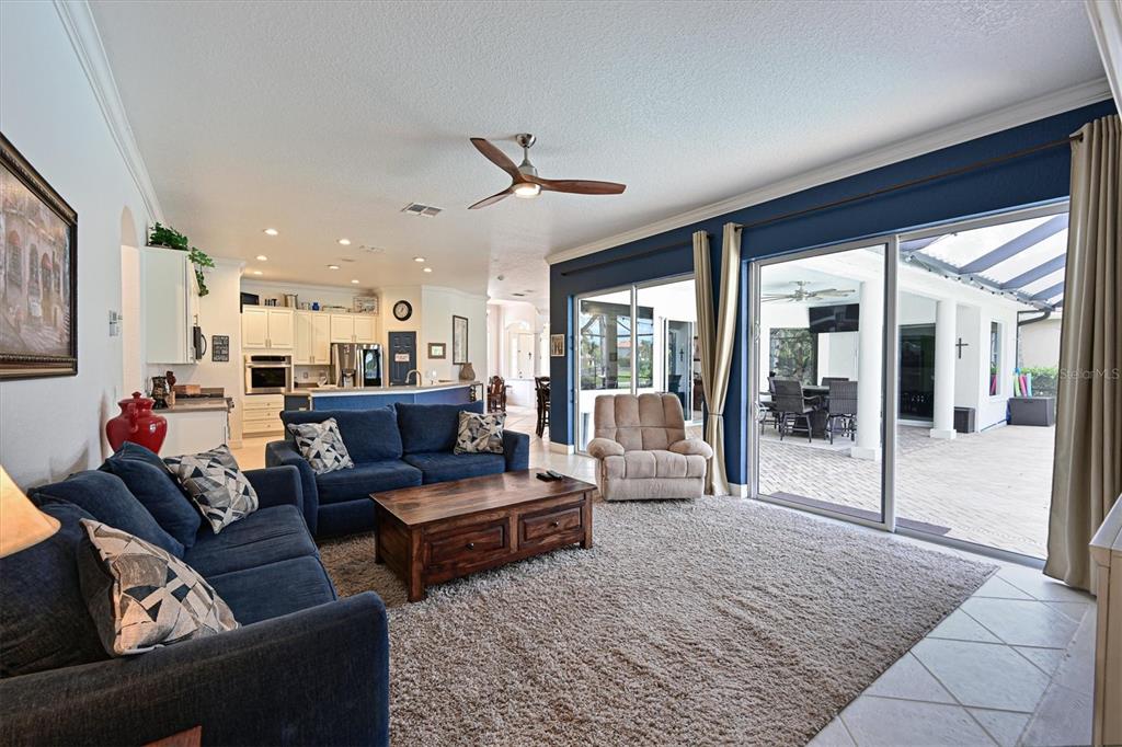 Bradenton, Florida, 34212, United States, 4 Bedrooms Bedrooms, ,3 BathroomsBathrooms,Residential,For Sale,1848553
