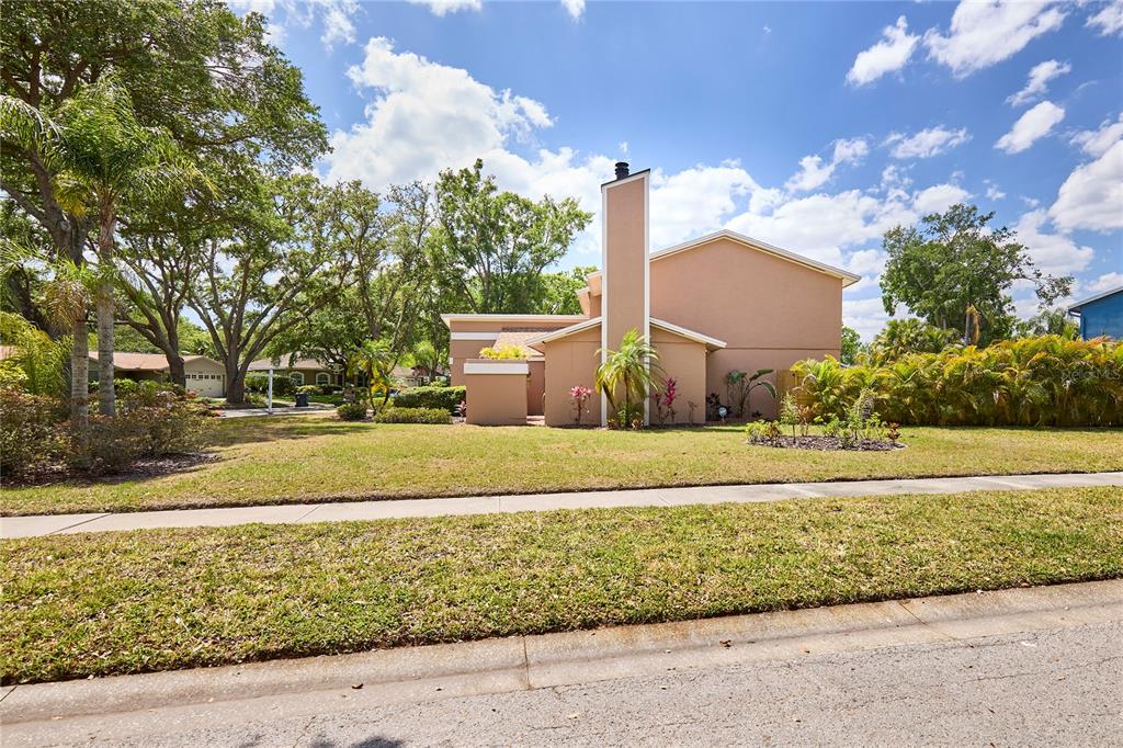 Tampa, Florida, 33618, United States, 3 Bedrooms Bedrooms, ,3 BathroomsBathrooms,Residential,For Sale,1752672