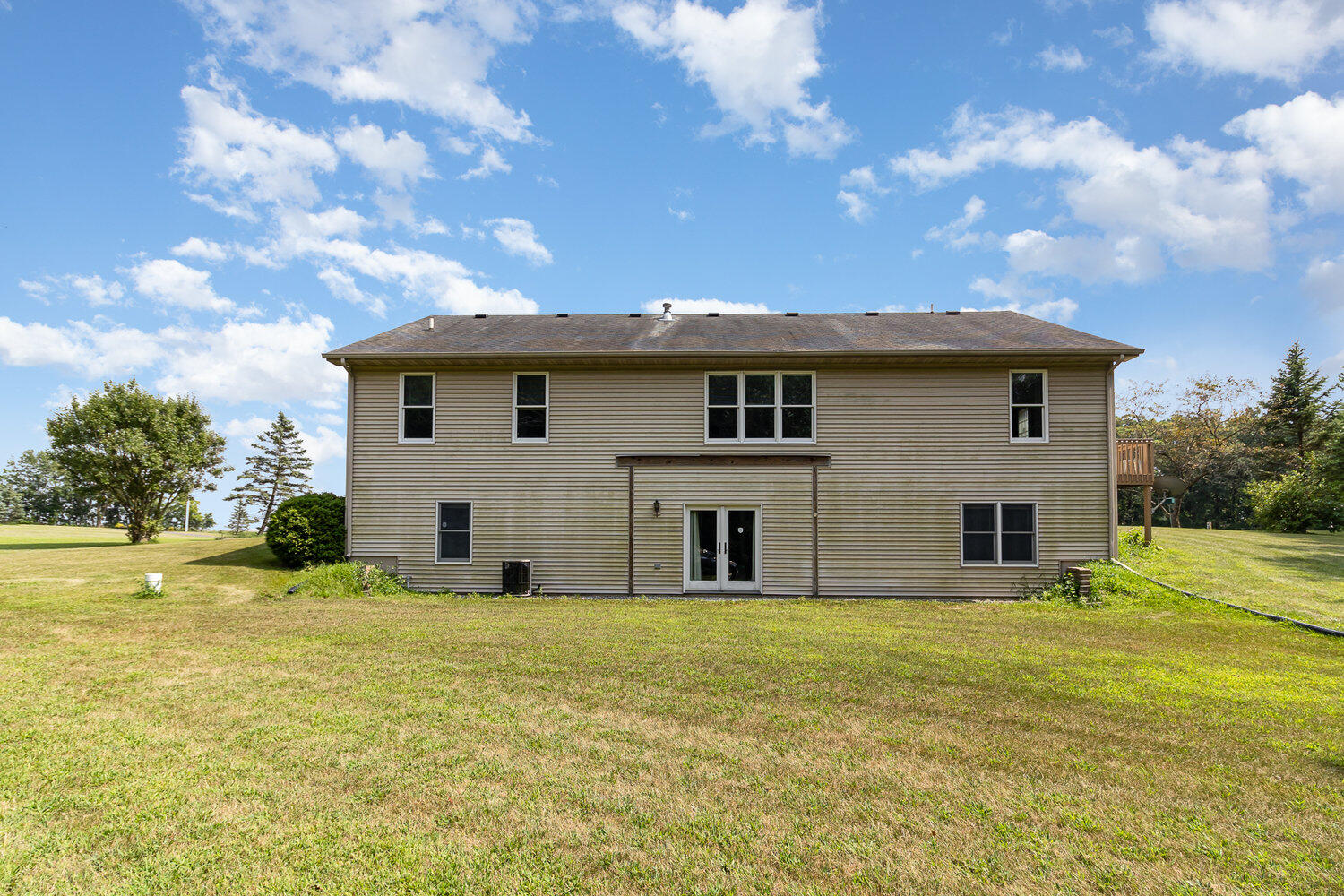 Lowell, Indiana, 46356, United States, 4 Bedrooms Bedrooms, ,3 BathroomsBathrooms,Residential,For Sale,1855131