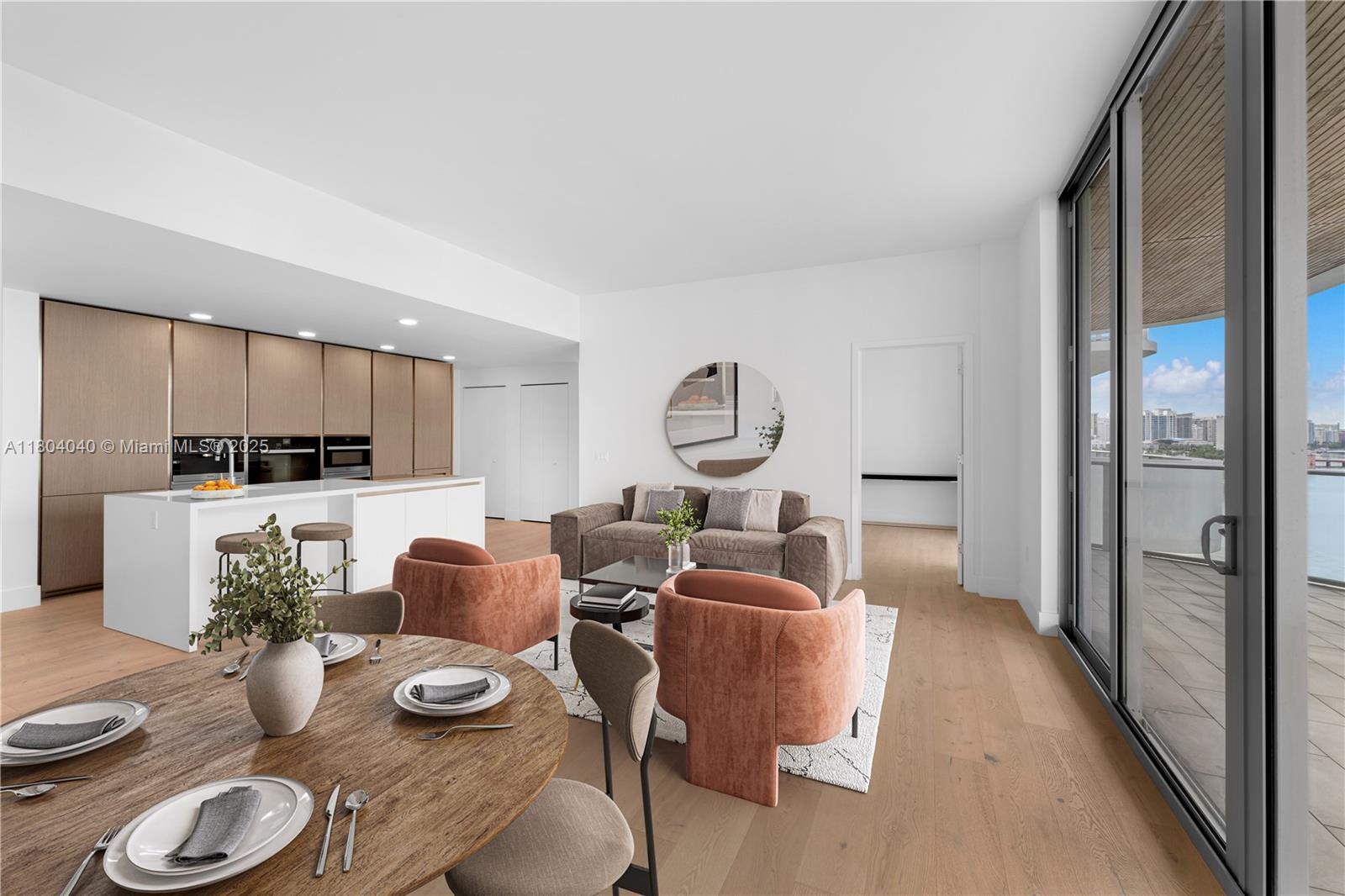 Miami Beach, Florida, 33141, United States, 2 Bedrooms Bedrooms, ,3 BathroomsBathrooms,Residential,For Sale,1828109