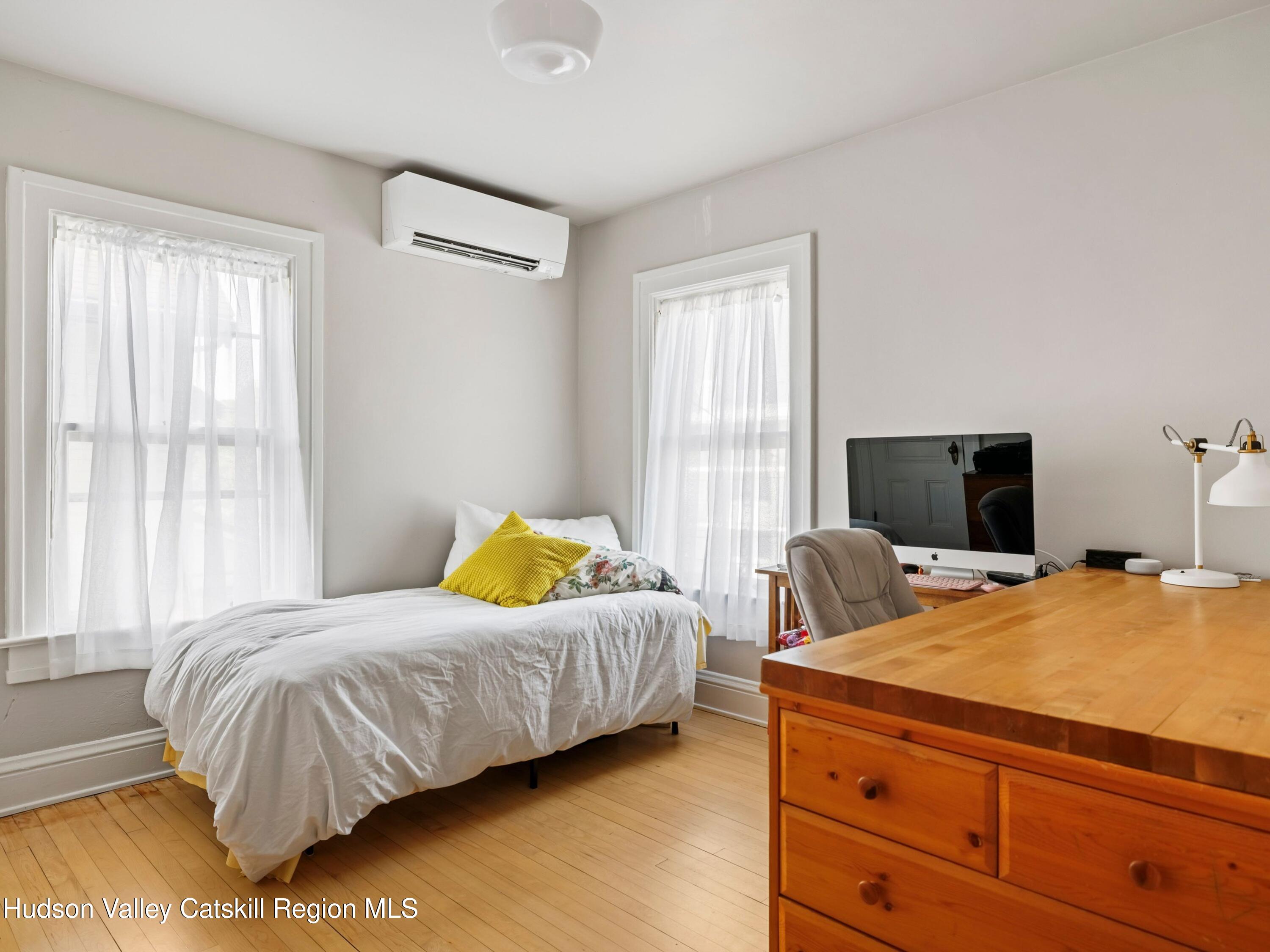 Saugerties, New York, 12477, United States, 3 Bedrooms Bedrooms, ,2 BathroomsBathrooms,Residential,For Sale,1874966