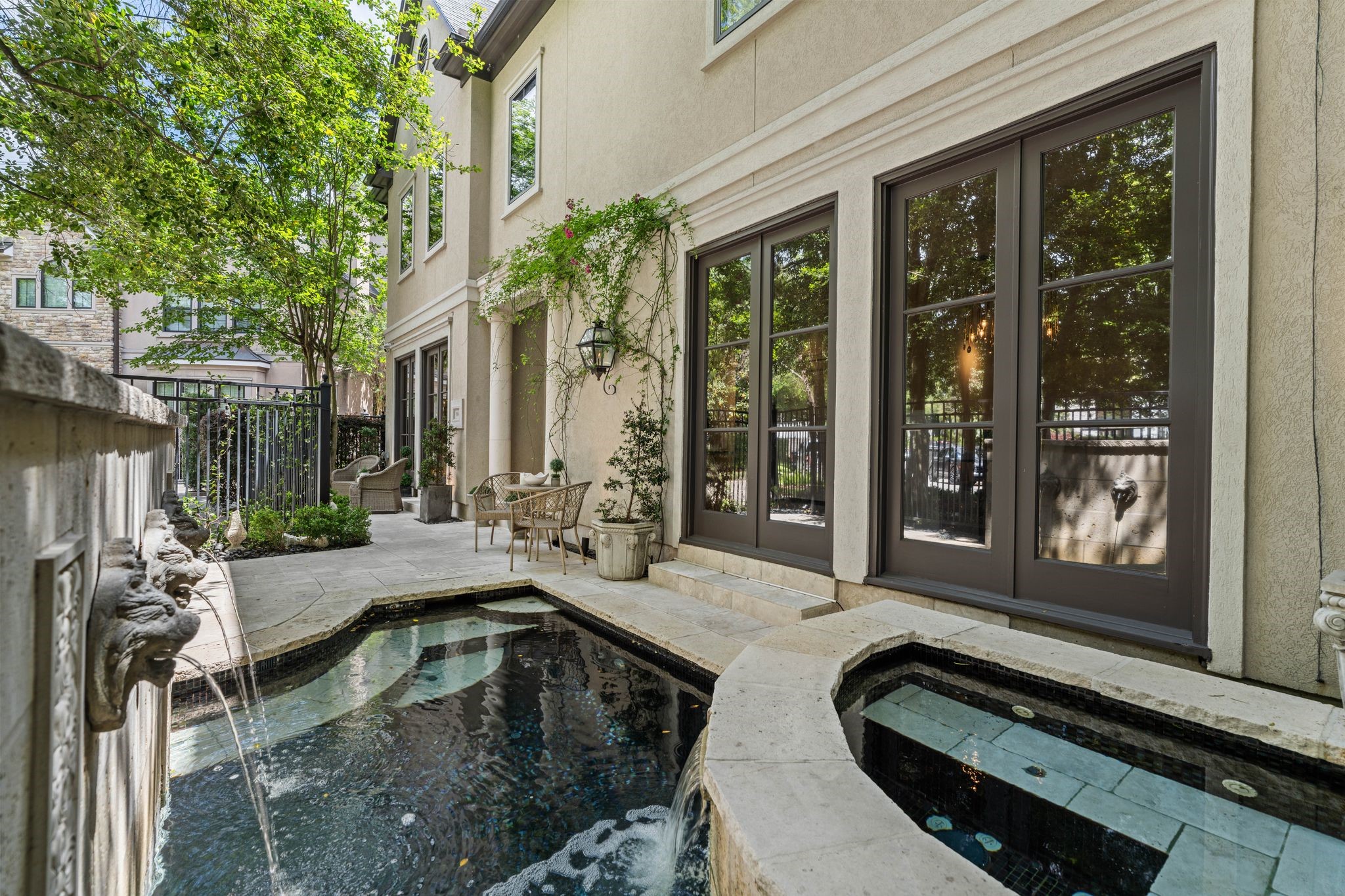  30 Hackberry Lane A - 物件實景