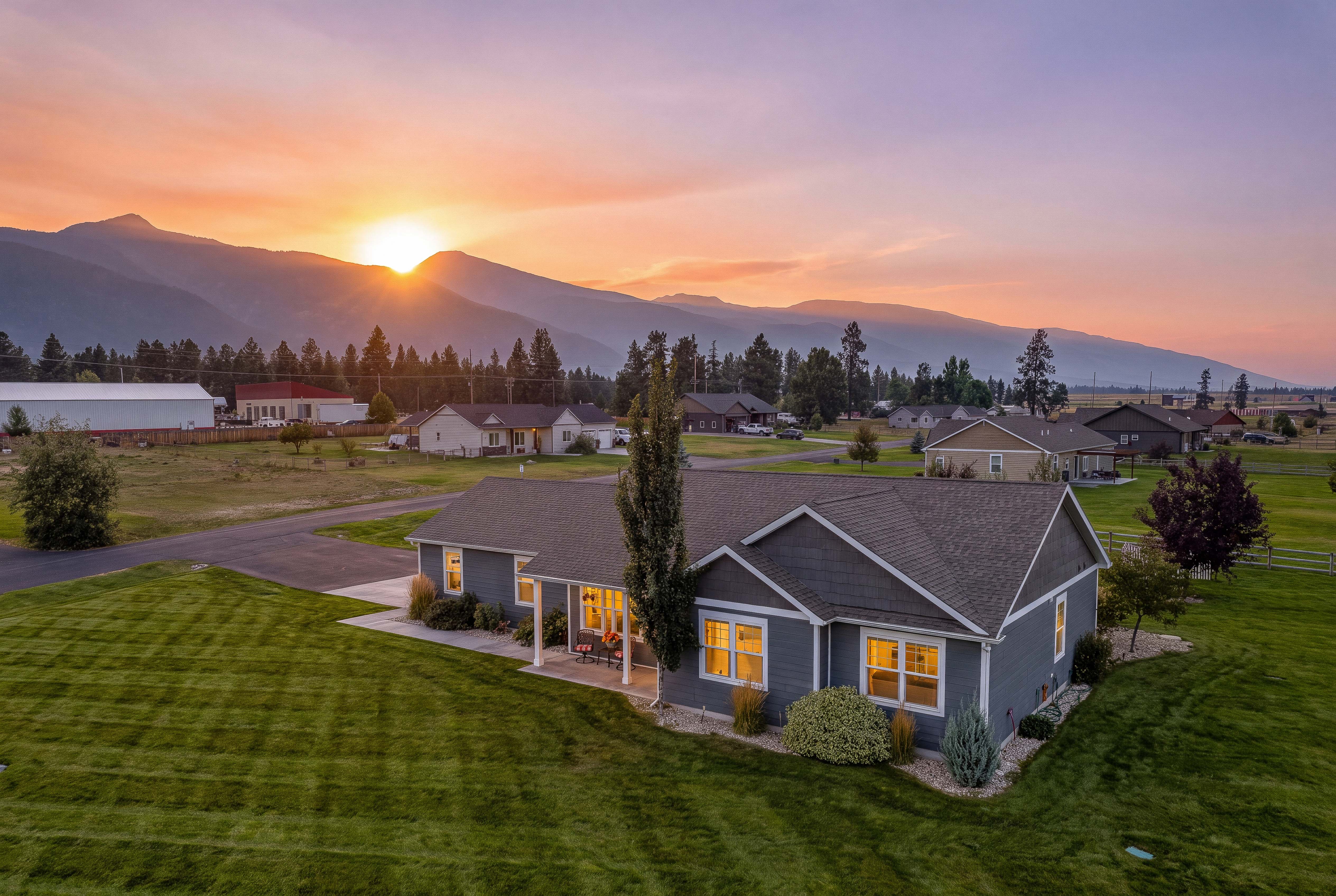 Peak View Dr, Stevensville, MT 59870
