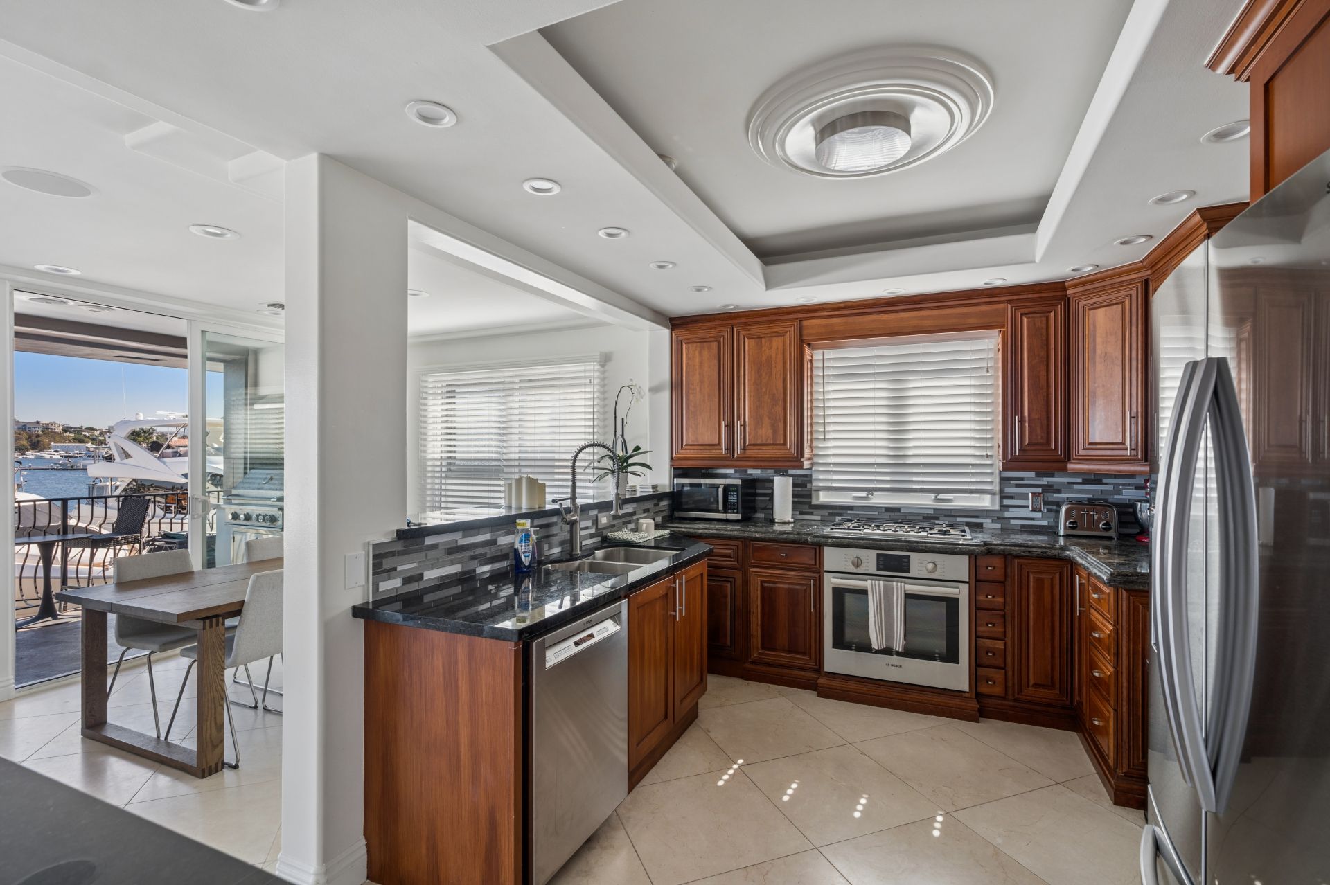 3322 and 3324 Via Lido, Newport Beach, CA 92663 - 物件實景
