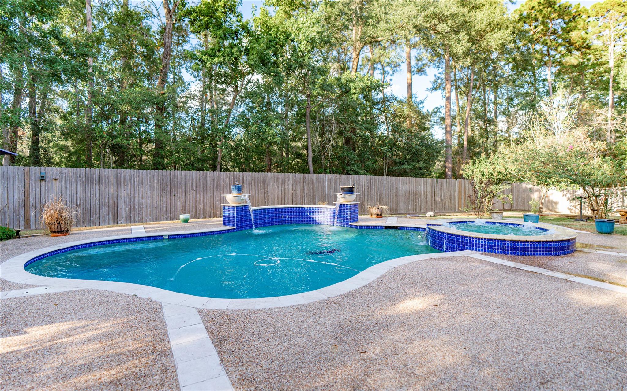 Conroe, Texas, 77302, United States, 4 Bedrooms Bedrooms, ,4 BathroomsBathrooms,Residential,For Sale,1982610