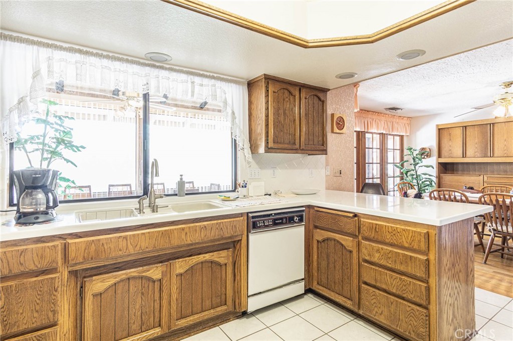 Hesperia, California, 92345, United States, 3 Bedrooms Bedrooms, ,3 BathroomsBathrooms,Residential,For Sale,1923948