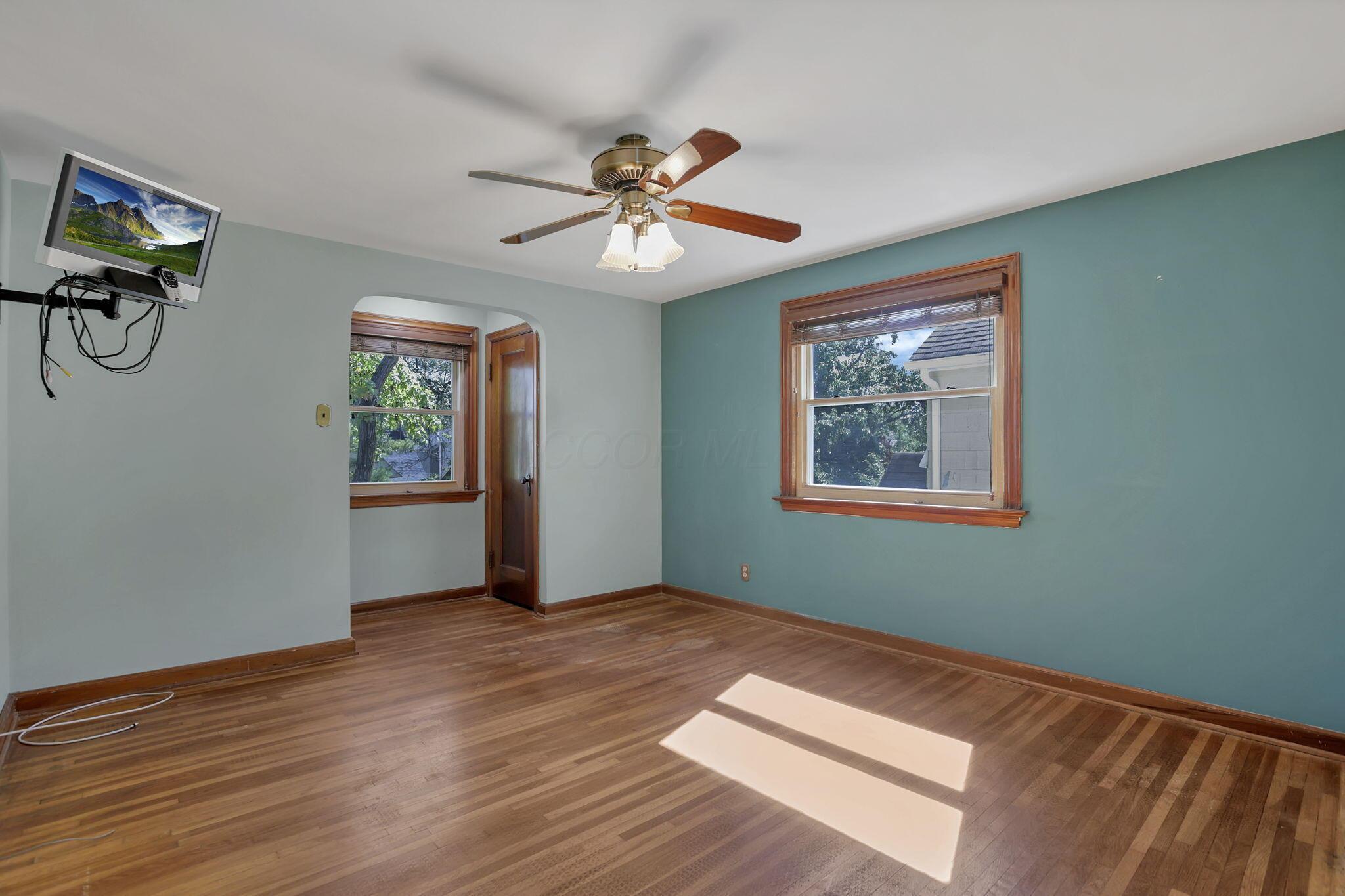 Bexley, Ohio, 43209, United States, 4 Bedrooms Bedrooms, ,3 BathroomsBathrooms,Residential,For Sale,1978539