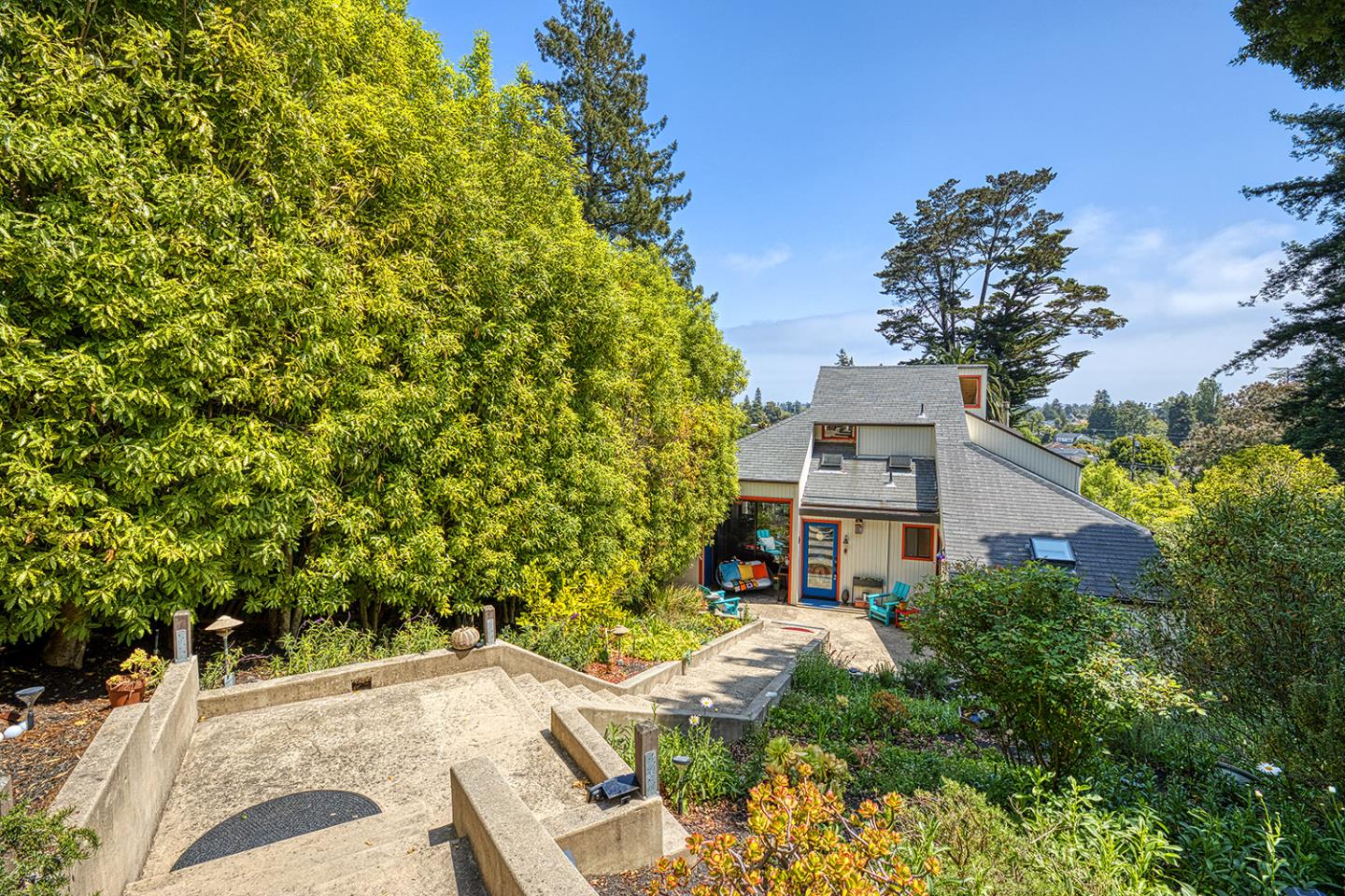 Santa Cruz, California, 95060, United States, 2 Bedrooms Bedrooms, ,2 BathroomsBathrooms,Residential,For Sale,1847420