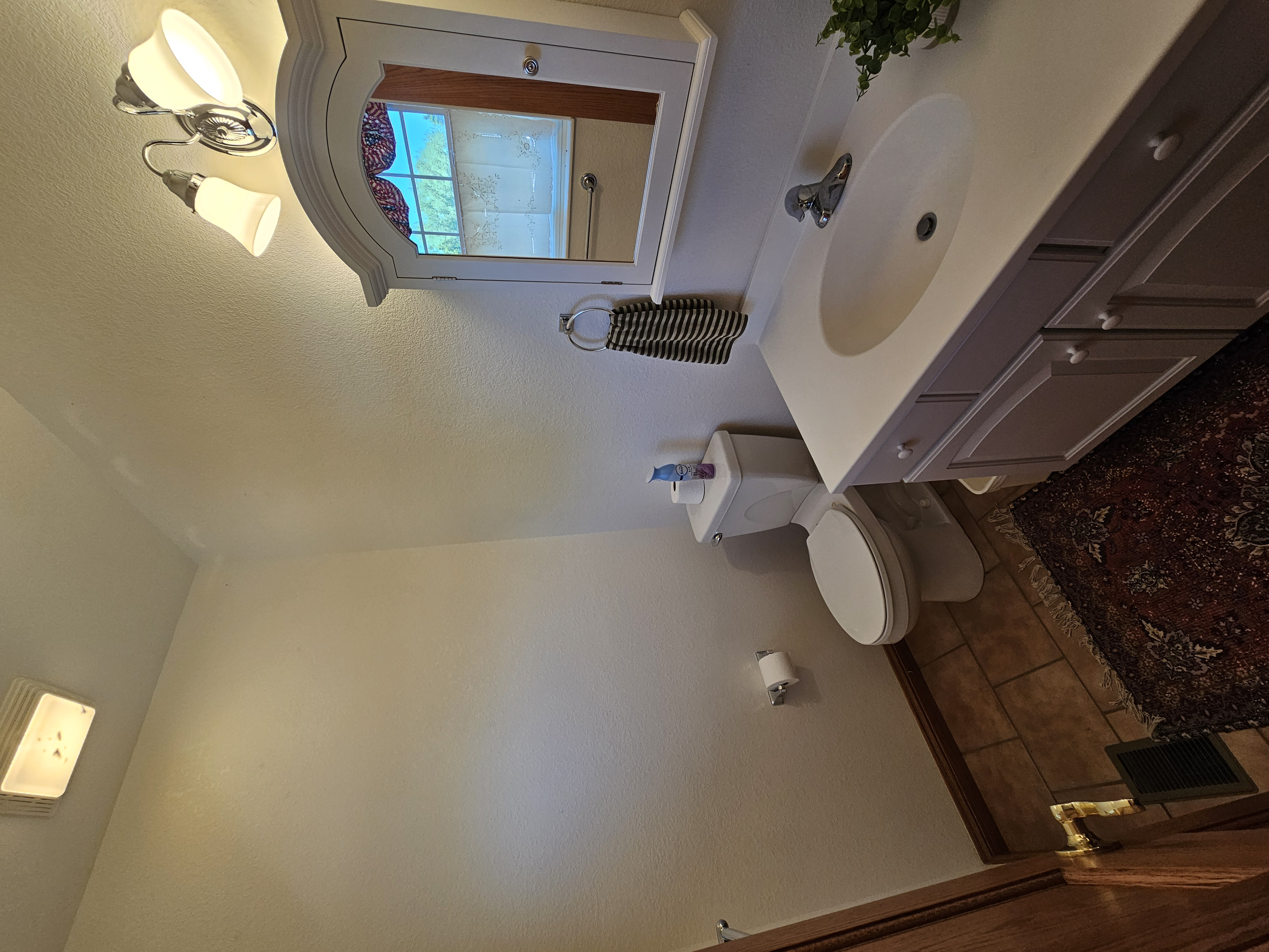 Fort Morgan, Colorado, 80701, United States, 5 Bedrooms Bedrooms, ,3 BathroomsBathrooms,Residential,For Sale,1983878