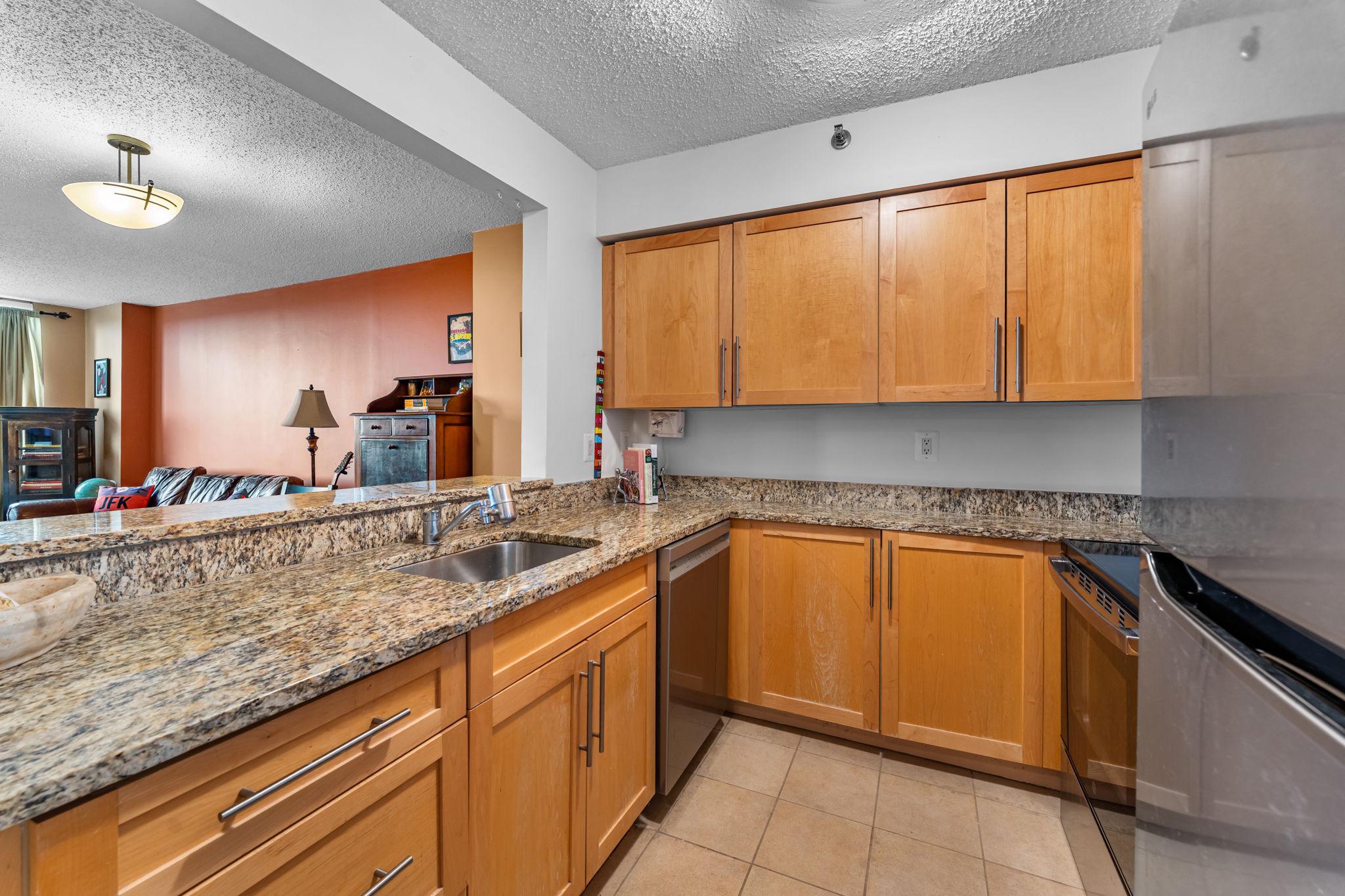  10101 Grosvenor Place, Rockville, MD, 20852 - 物件實景