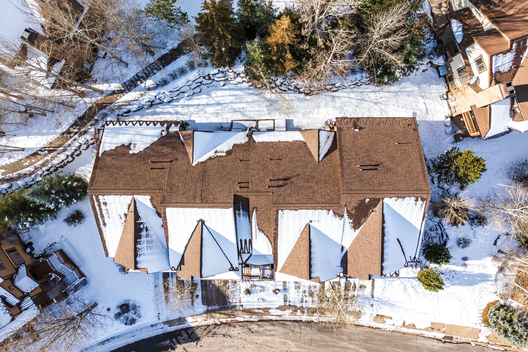  Modern Design Meets Alpine Charm in Jeremy Ranch - 物件實景