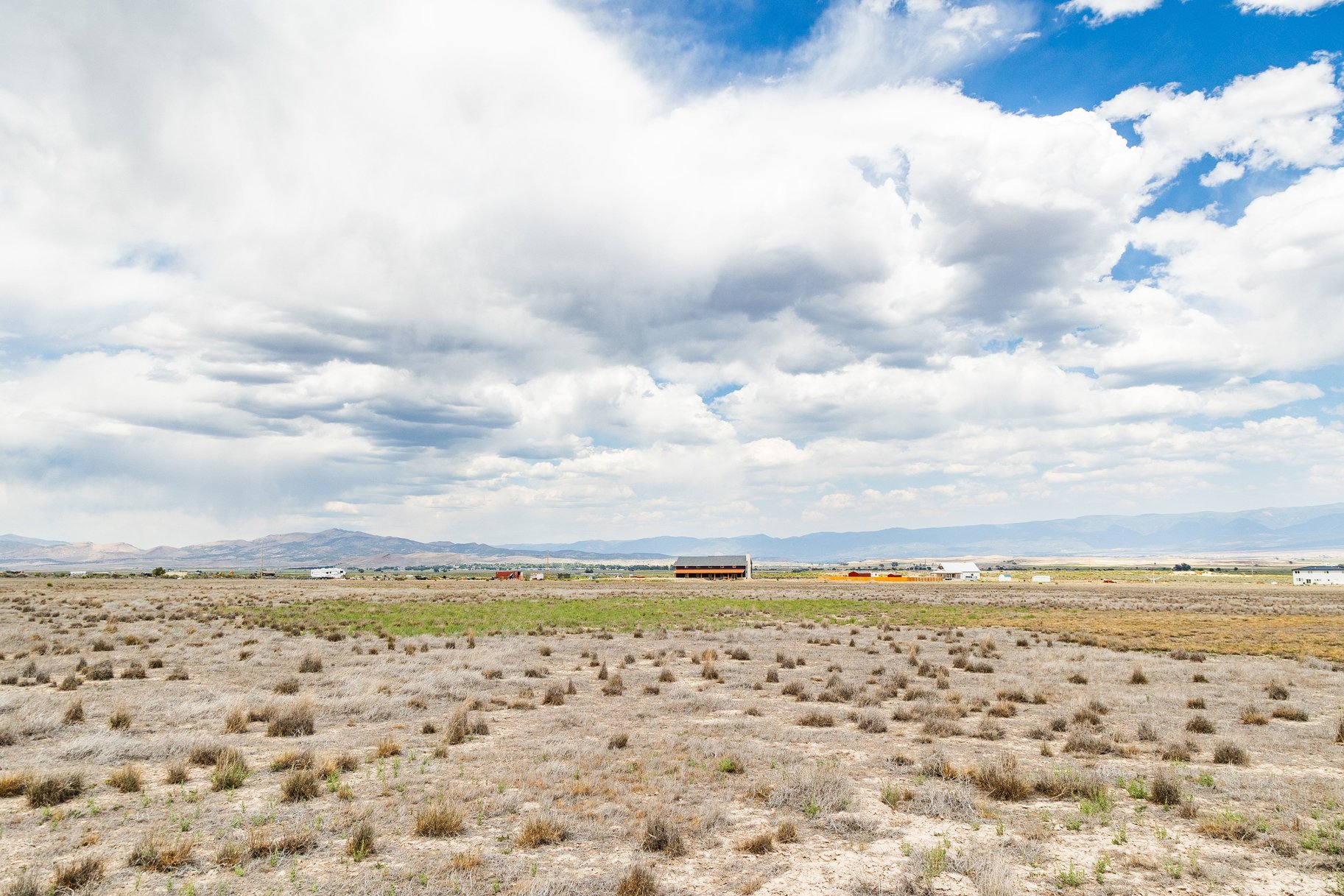  8.5-Acre Lots, No HOA, Stunning Horseshoe Mountain Views - 物件實景