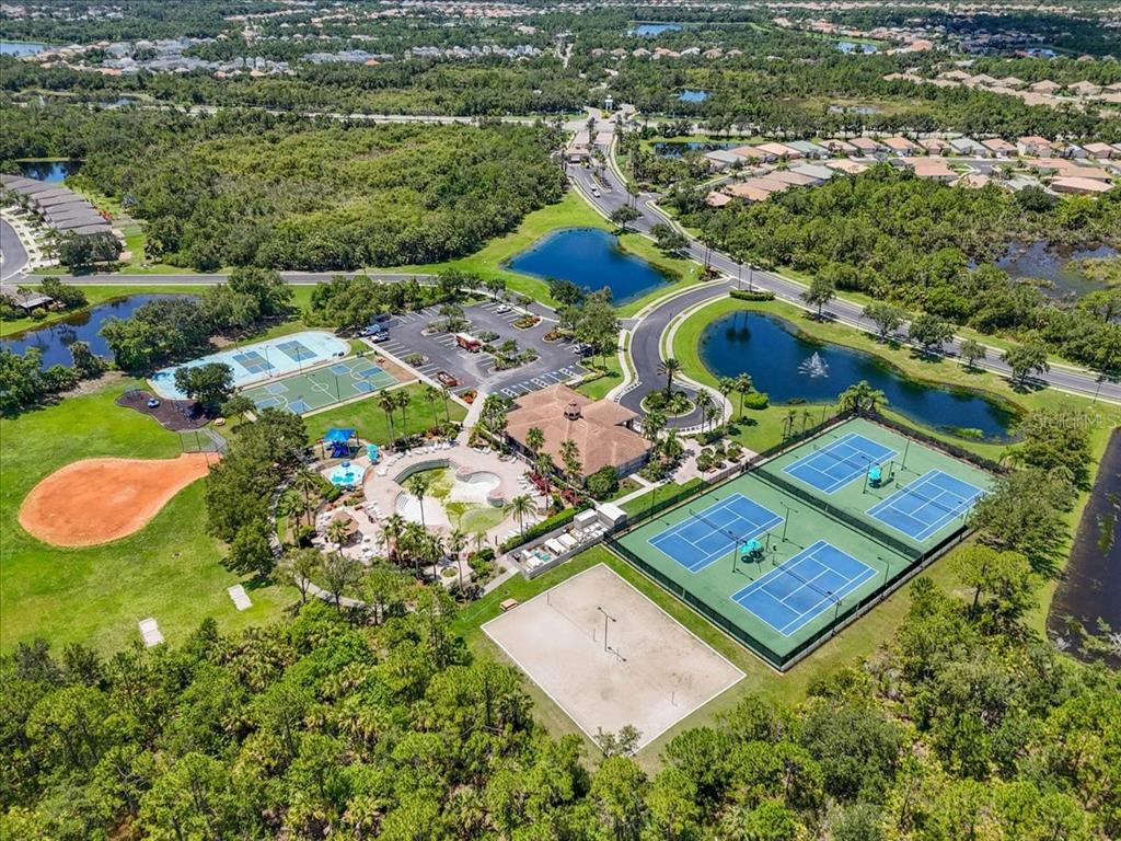 Venice, Florida, 34292, United States, 5 Bedrooms Bedrooms, ,3 BathroomsBathrooms,Residential,For Sale,1874591
