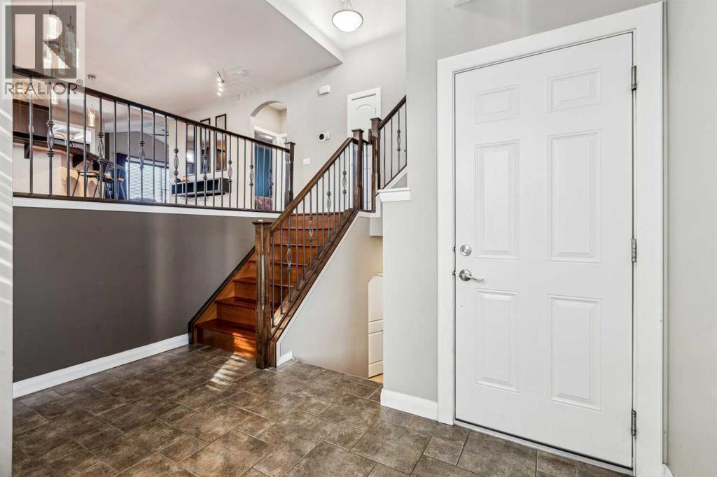 OKOTOKS, Alberta, T1S 0K1, CA, 4 Bedrooms Bedrooms, ,3 BathroomsBathrooms,Residential,For Sale,1950972