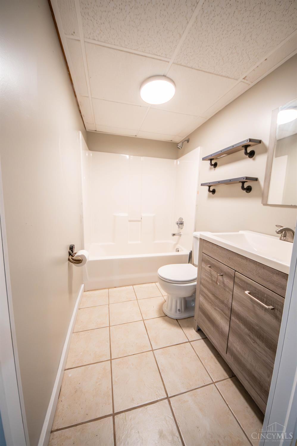 Goshen, Ohio, 45122, United States, 3 Bedrooms Bedrooms, ,3 BathroomsBathrooms,Residential,For Sale,1992165