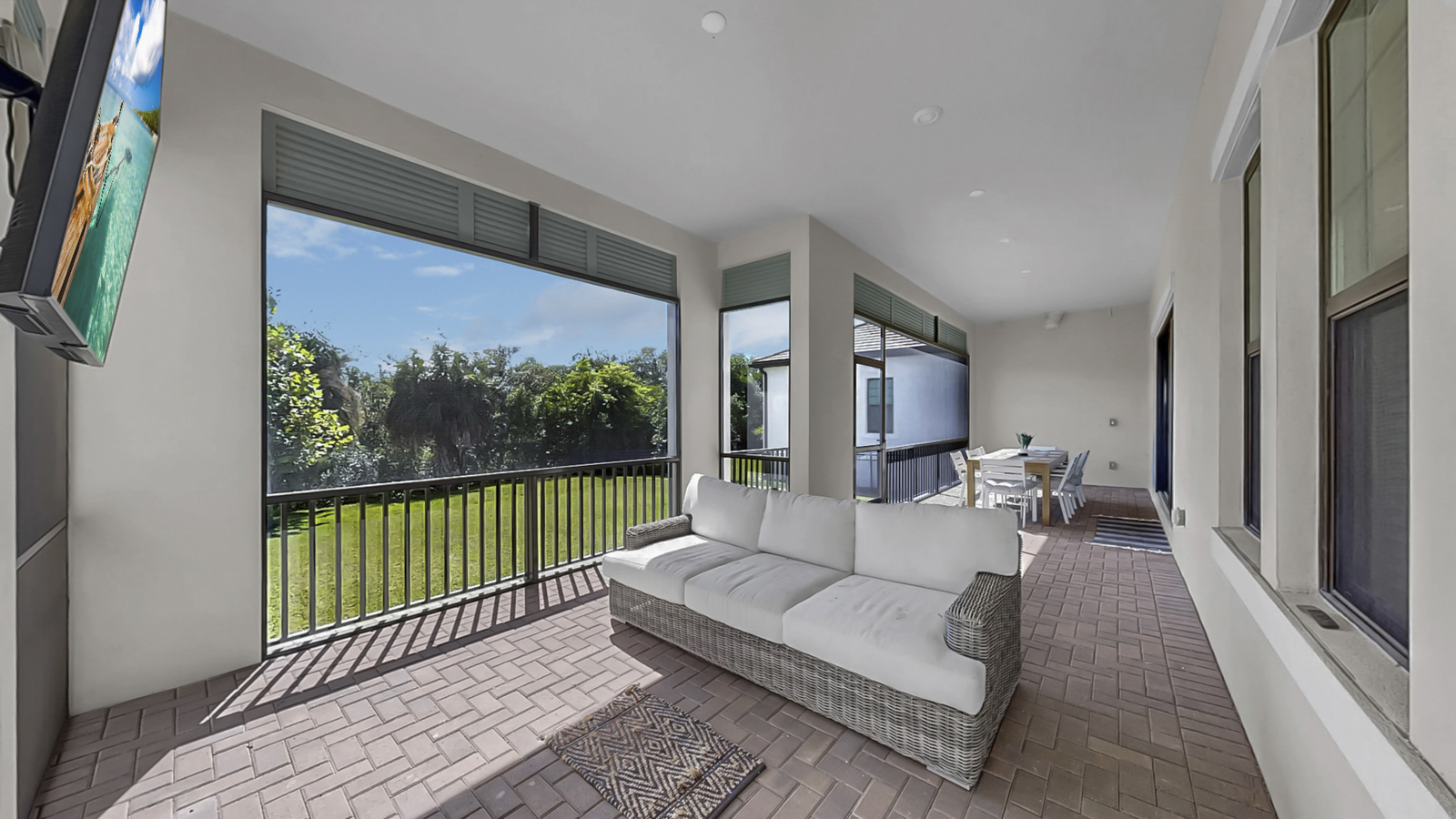 Ruskin, Florida, 33570, United States, 3 Bedrooms Bedrooms, ,3 BathroomsBathrooms,Residential,For Sale,1974253