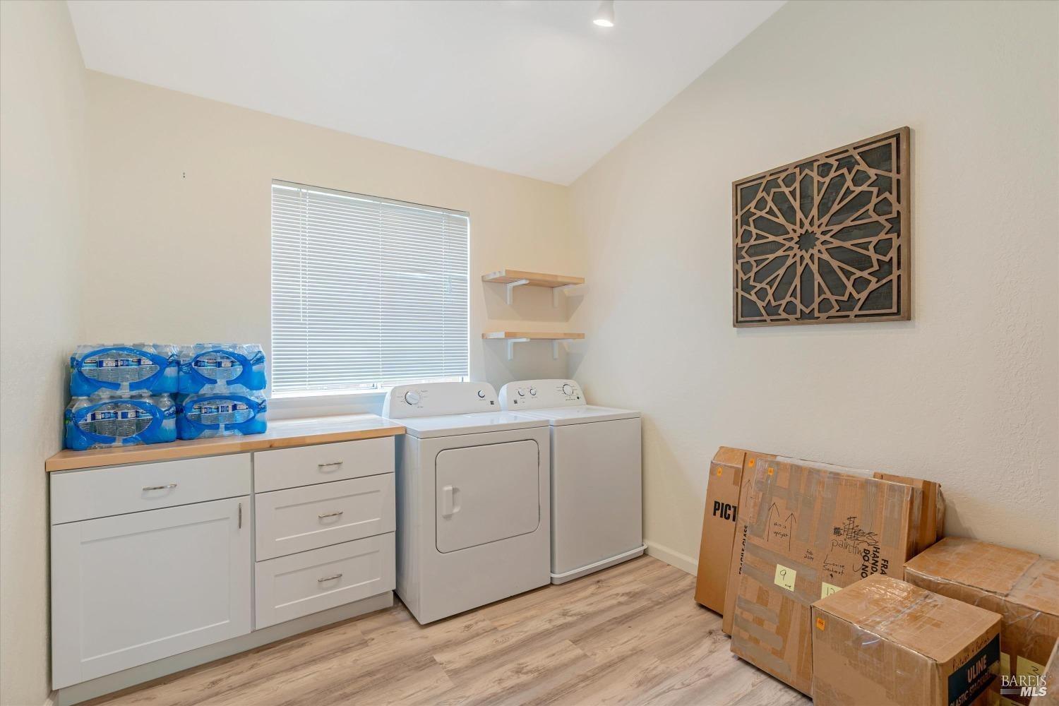 Graton, California, 95444, United States, 5 Bedrooms Bedrooms, ,3 BathroomsBathrooms,Residential,For Sale,1794474