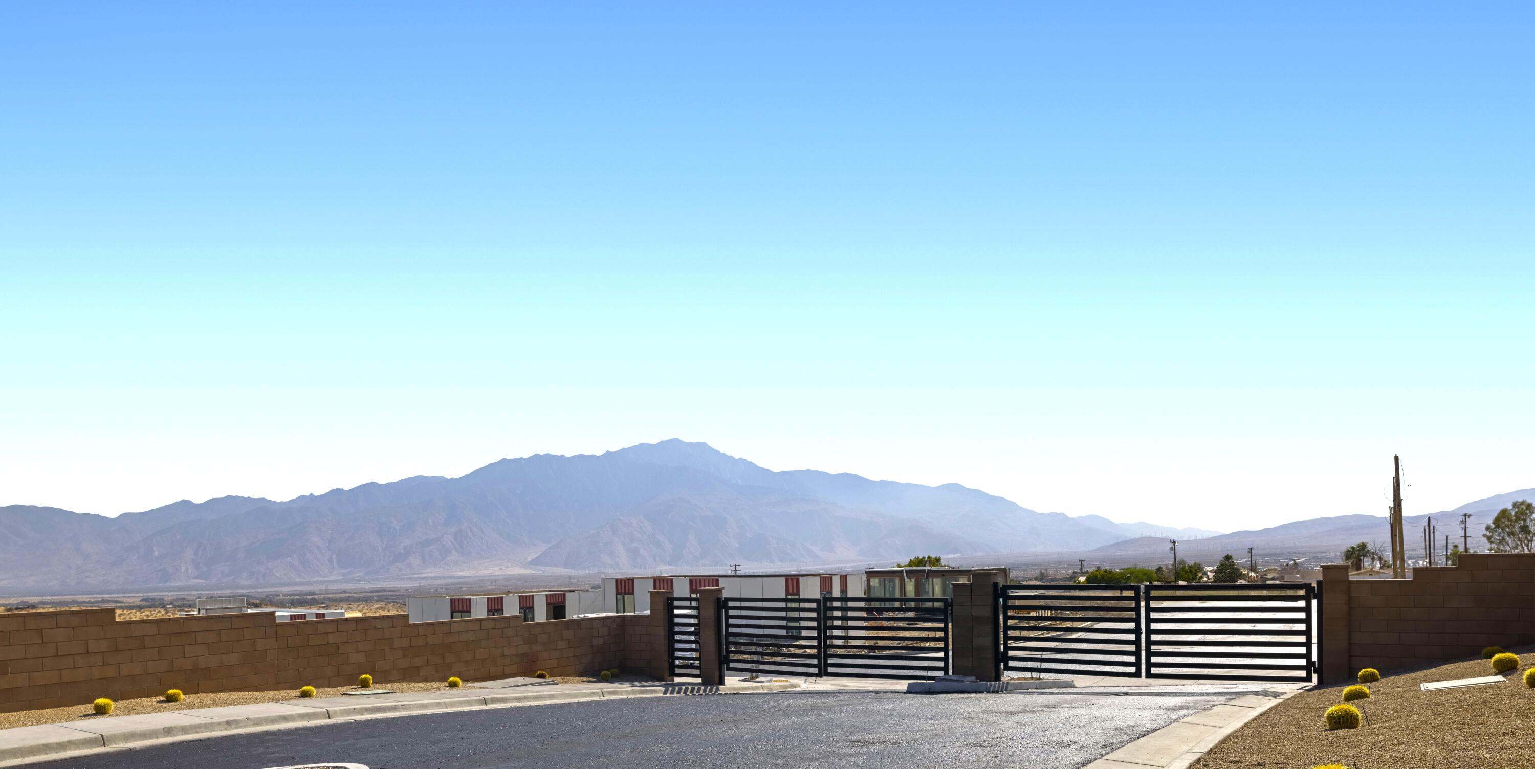 Desert Hot Springs, California, 92240, United States, 4 Bedrooms Bedrooms, ,Residential,For Sale,1998852